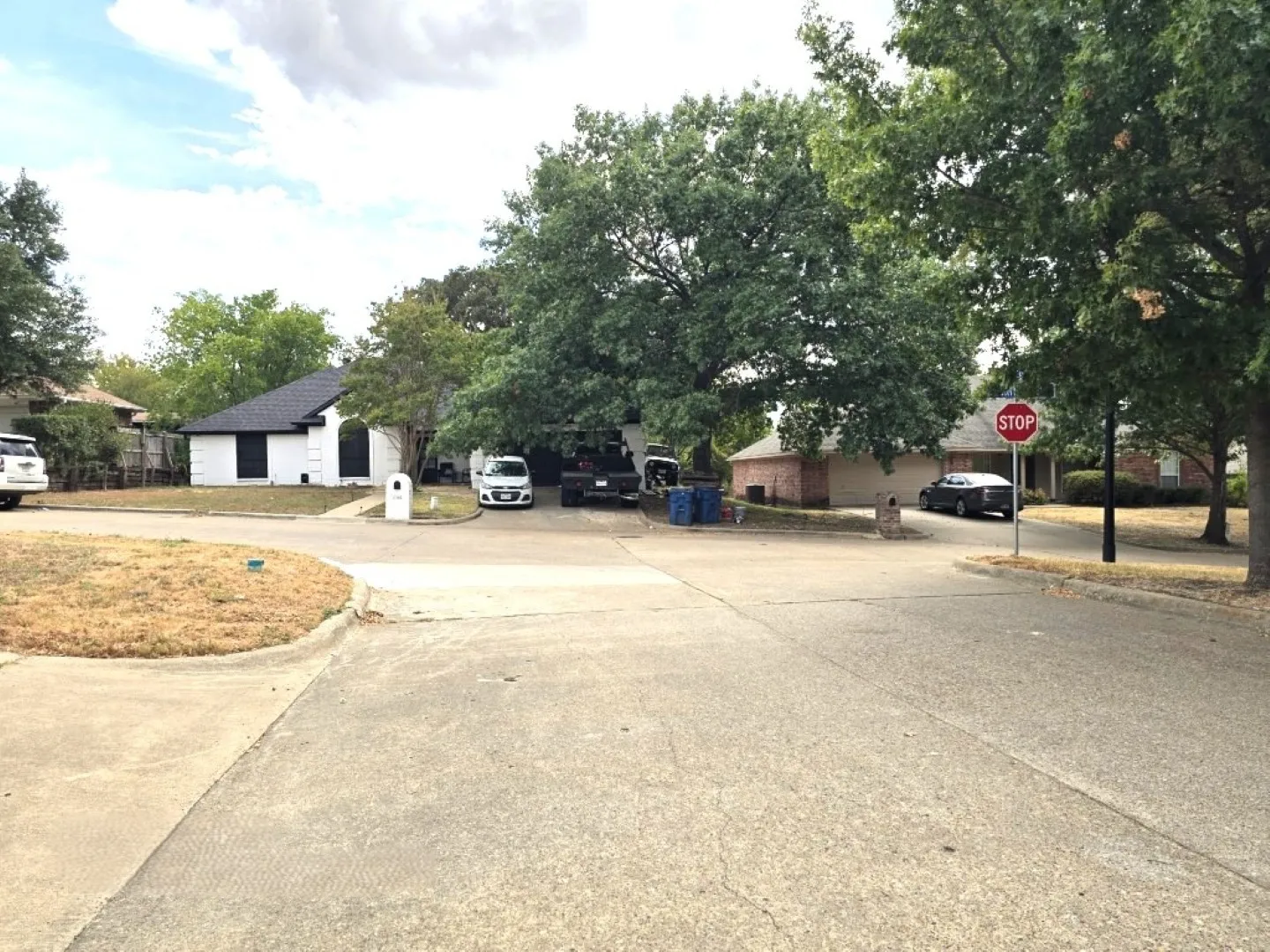 Single Family Residence For Sale in Kaufman County , 1406 Chancellor Drive, Kaufman, Texas 75142, 3 Bedroom, 2 Bathroom, 2 Garage spaces, 1,695 Sqft, built in 2002, mls#21401619, Real Estate Agent in Kaufman, Homes For Sale in Kaufman county, Homes For Sale in Kaufman, Realtor in Kaufman Texas, Real Estate Brokerage Independent Realty Texas, Luminita Cordes Realtor
