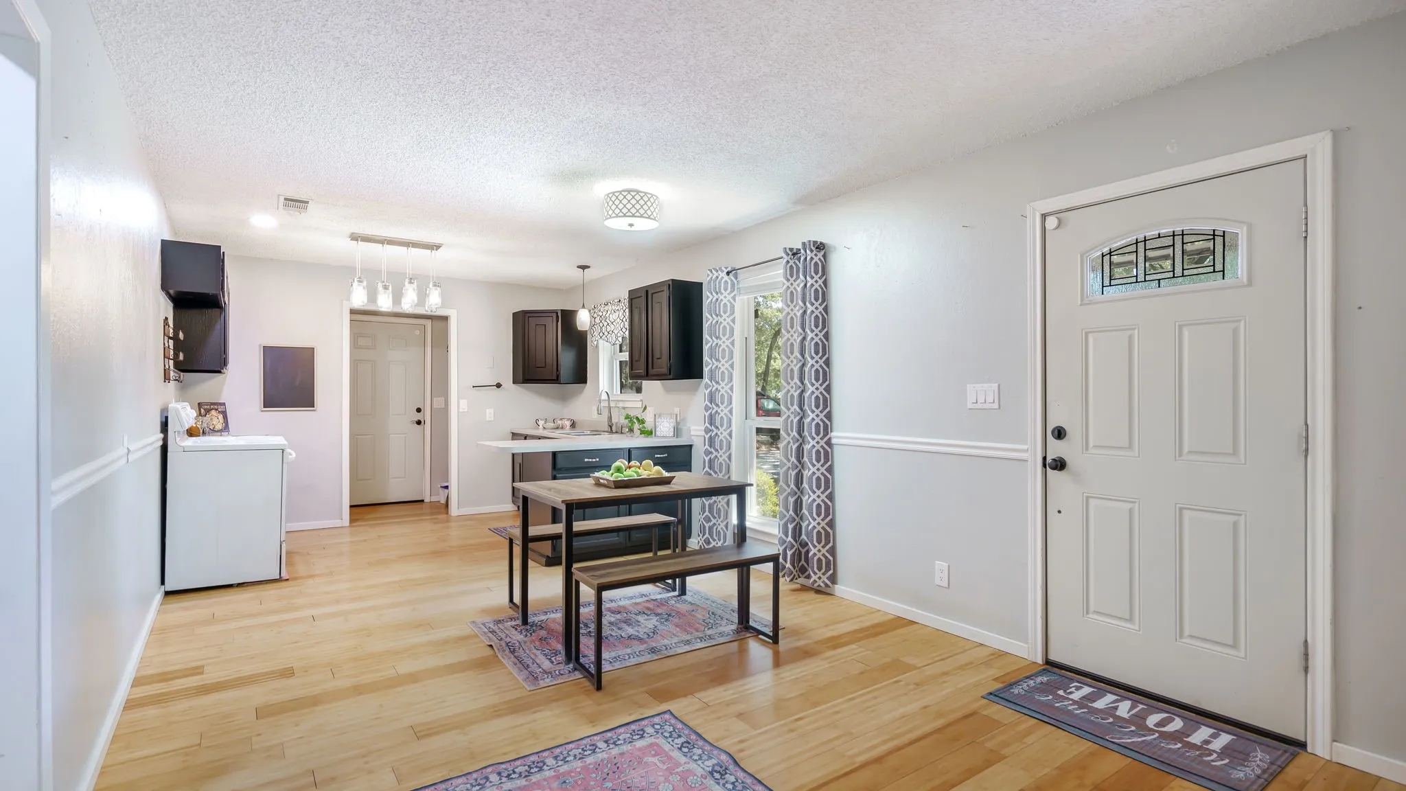 Single Family Residence For Sale in Denton County , 210 Surveyors Road, Krugerville, Texas 76227, 3 Bedroom, 1 Bathroom, Garage spaces, 1,266 Sqft, built in 1985, mls#21374619, Real Estate Agent in Krugerville, Homes For Sale in Denton county, Homes For Sale in Krugerville, Realtor in Krugerville Texas, Real Estate Brokerage Independent Realty Texas, Luminita Cordes Realtor