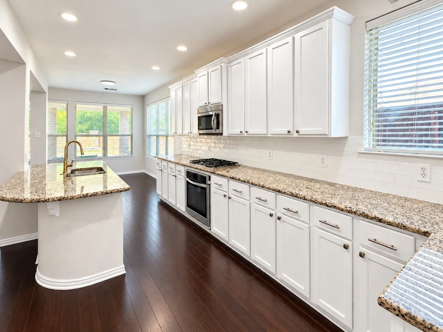 Kitchen Not Staged