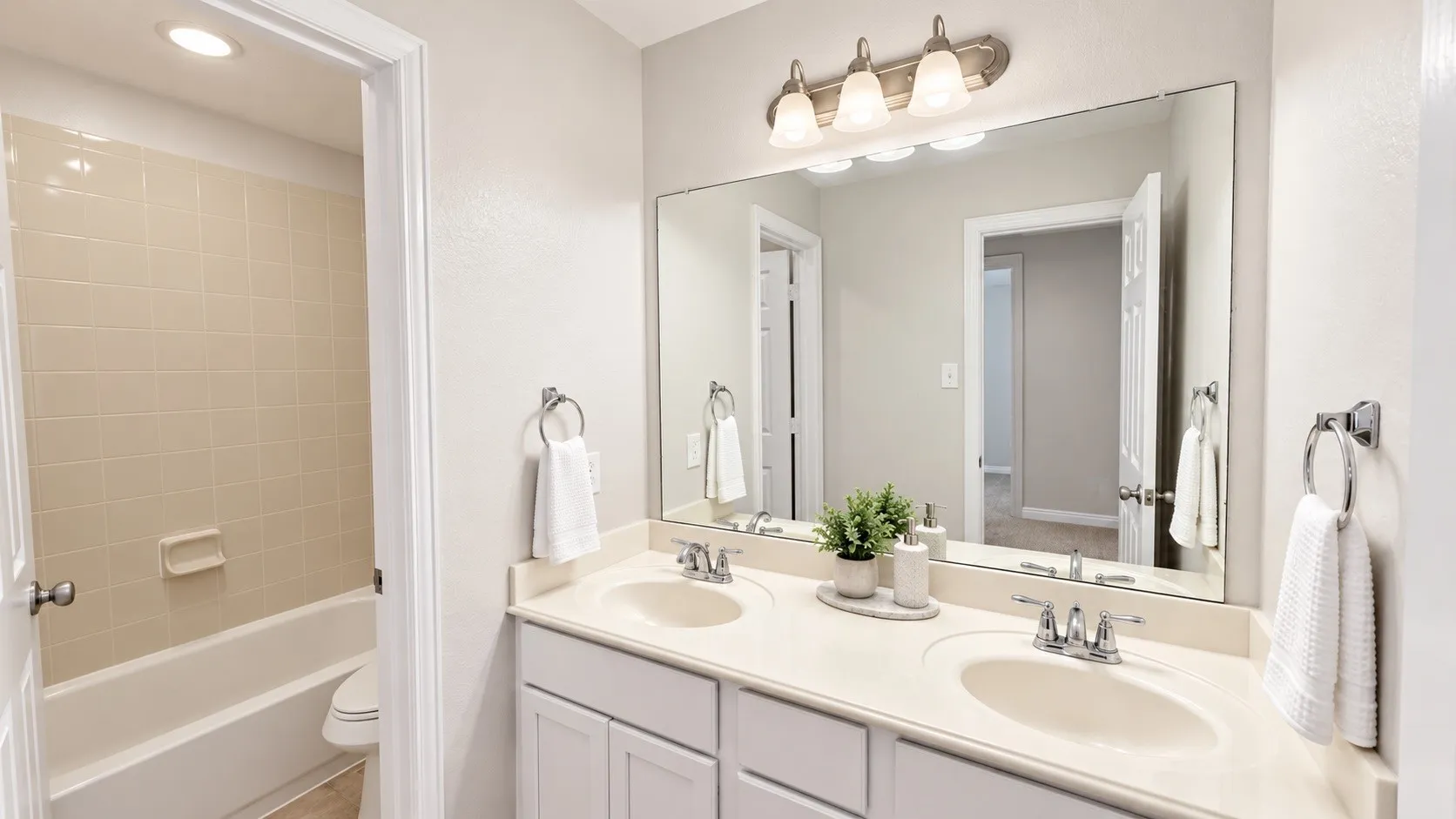 Single Family Residence For Sale in Collin County , 5116 Grove Cove Drive, Mc Kinney, Texas 75071, 4 Bedroom, 3 Bathroom, 2 Garage spaces, 3,257 Sqft, built in 2013, mls#21400705, Real Estate Agent in Mc Kinney, Homes For Sale in Collin county, Homes For Sale in Mc Kinney, Realtor in Mc Kinney Texas, Real Estate Brokerage Independent Realty Texas, Luminita Cordes Realtor