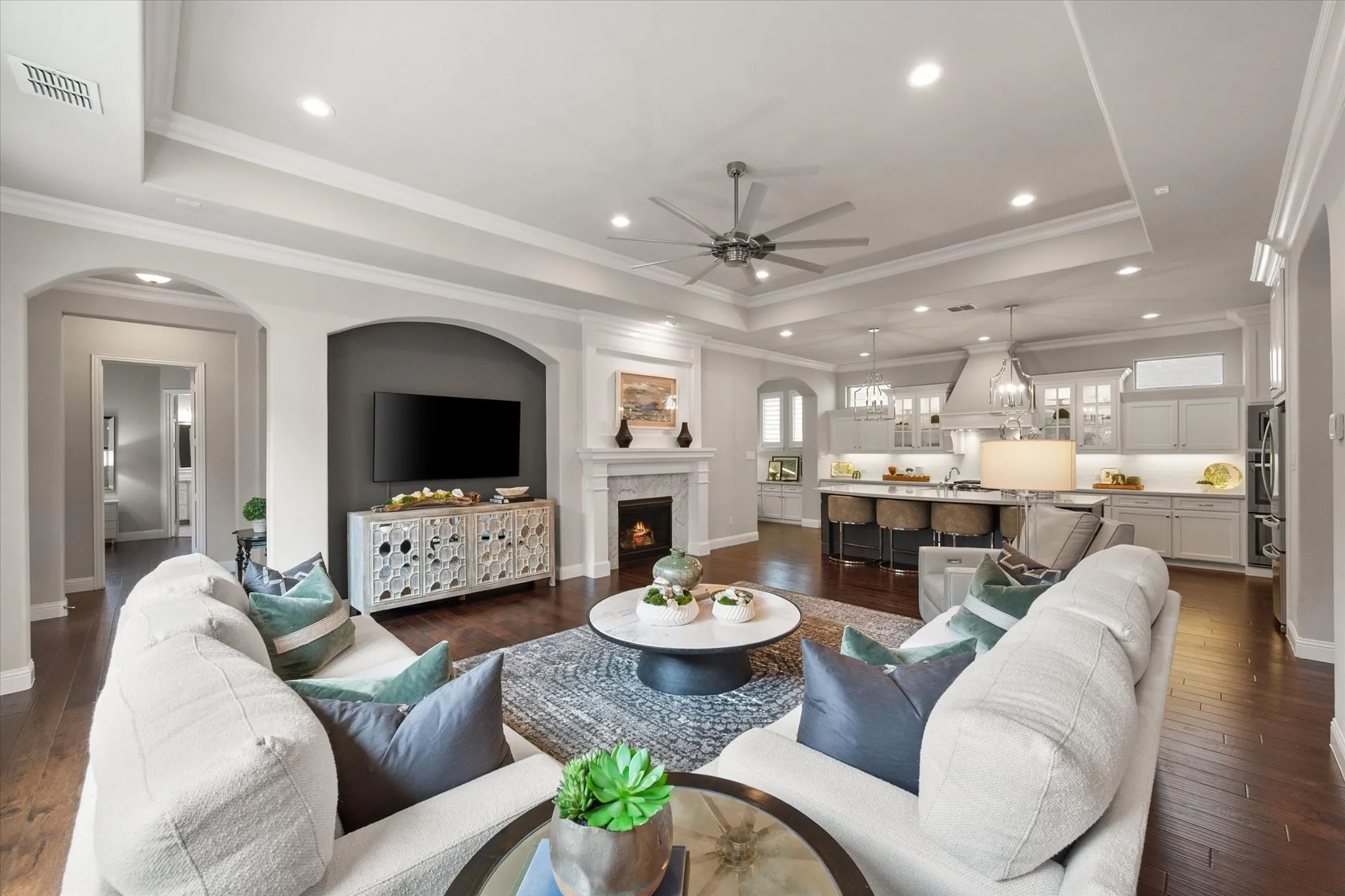 Single Family Residence For Sale in Tarrant County , 3584 Plum Vista Place, Arlington, Texas 76005, 3 Bedroom, 4 Bathroom, 2 Garage spaces, 3,393 Sqft, built in 2017, mls#21398023, Real Estate Agent in Arlington, Homes For Sale in Tarrant county, Homes For Sale in Arlington, Realtor in Arlington Texas, Real Estate Brokerage Independent Realty Texas, Luminita Cordes Realtor