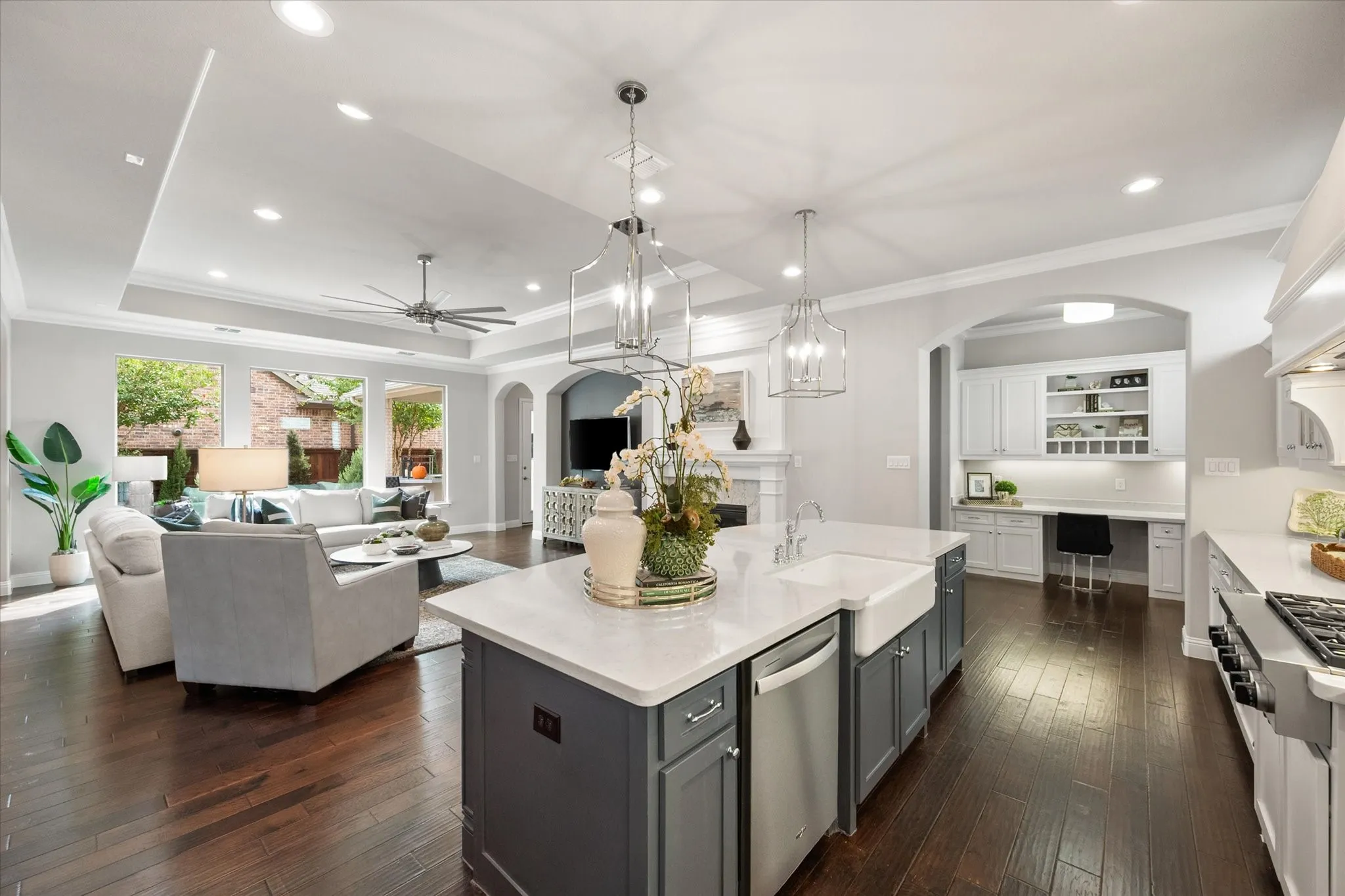 Single Family Residence For Sale in Tarrant County , 3584 Plum Vista Place, Arlington, Texas 76005, 3 Bedroom, 4 Bathroom, 2 Garage spaces, 3,393 Sqft, built in 2017, mls#21398023, Real Estate Agent in Arlington, Homes For Sale in Tarrant county, Homes For Sale in Arlington, Realtor in Arlington Texas, Real Estate Brokerage Independent Realty Texas, Luminita Cordes Realtor