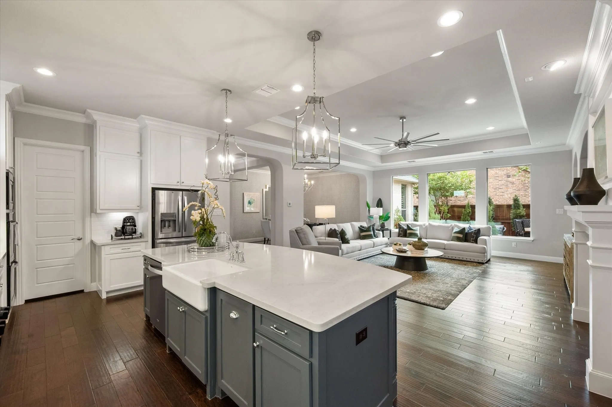 Single Family Residence For Sale in Tarrant County , 3584 Plum Vista Place, Arlington, Texas 76005, 3 Bedroom, 4 Bathroom, 2 Garage spaces, 3,393 Sqft, built in 2017, mls#21398023, Real Estate Agent in Arlington, Homes For Sale in Tarrant county, Homes For Sale in Arlington, Realtor in Arlington Texas, Real Estate Brokerage Independent Realty Texas, Luminita Cordes Realtor