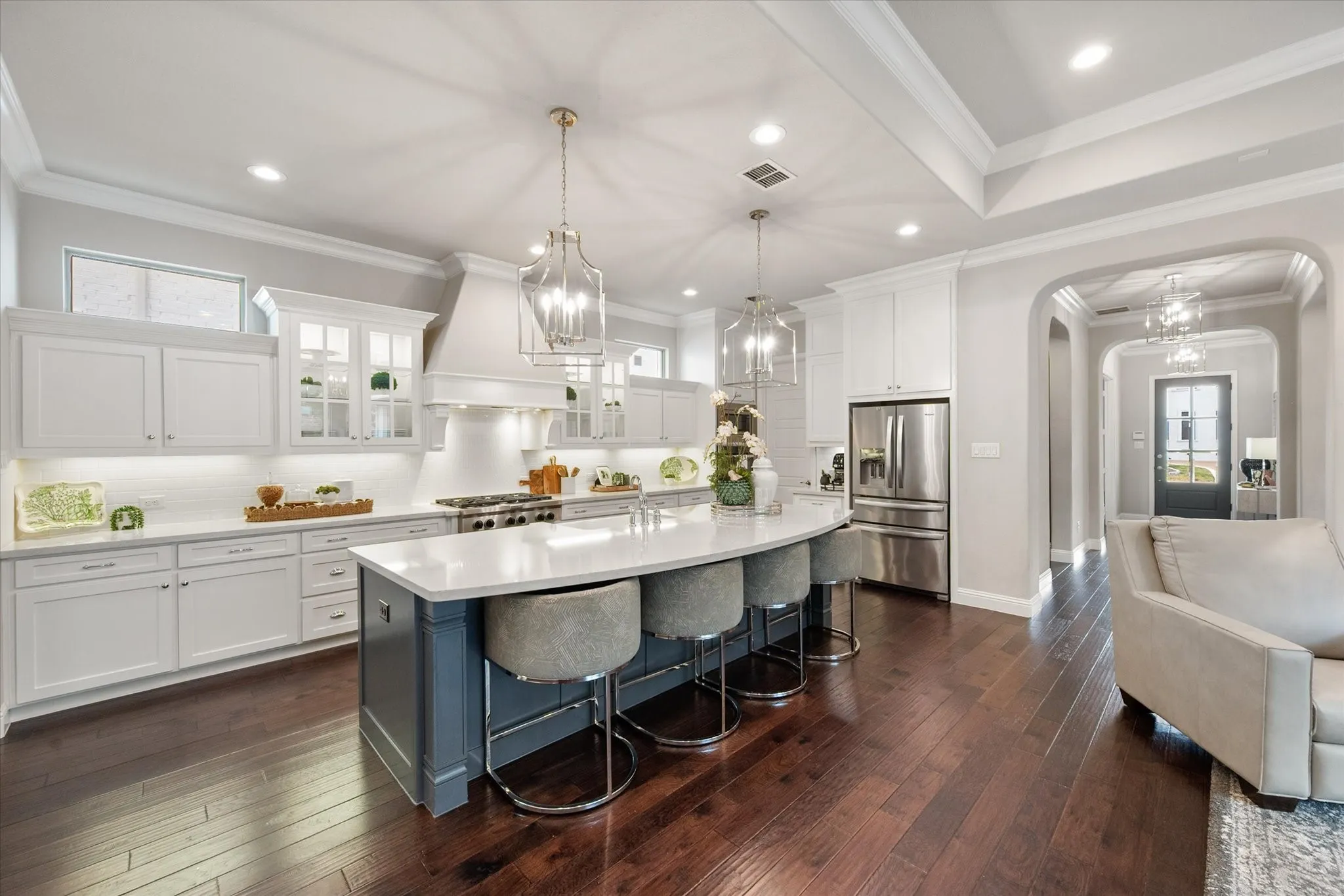 Single Family Residence For Sale in Tarrant County , 3584 Plum Vista Place, Arlington, Texas 76005, 3 Bedroom, 4 Bathroom, 2 Garage spaces, 3,393 Sqft, built in 2017, mls#21398023, Real Estate Agent in Arlington, Homes For Sale in Tarrant county, Homes For Sale in Arlington, Realtor in Arlington Texas, Real Estate Brokerage Independent Realty Texas, Luminita Cordes Realtor