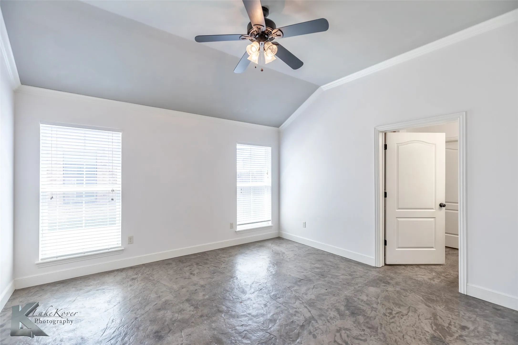 Duplex For Rent in Taylor County , 3804 Carrera Lane, Abilene, Texas 79602, 3 Bedroom, 2 Bathroom, 2 Garage spaces, 1,539 Sqft, built in 2016, mls#21401638, Real Estate Agent in Abilene, Homes For Rent in Taylor county, Homes For Rent in Abilene, Realtor in Abilene Texas, Real Estate Brokerage Independent Realty Texas, Luminita Cordes Realtor