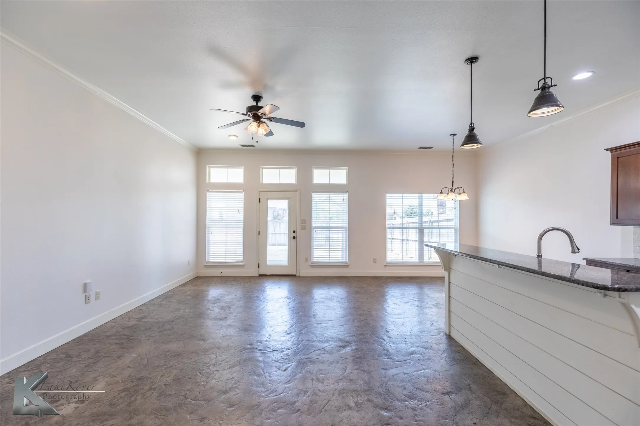 Duplex For Rent in Taylor County , 3804 Carrera Lane, Abilene, Texas 79602, 3 Bedroom, 2 Bathroom, 2 Garage spaces, 1,539 Sqft, built in 2016, mls#21401638, Real Estate Agent in Abilene, Homes For Rent in Taylor county, Homes For Rent in Abilene, Realtor in Abilene Texas, Real Estate Brokerage Independent Realty Texas, Luminita Cordes Realtor