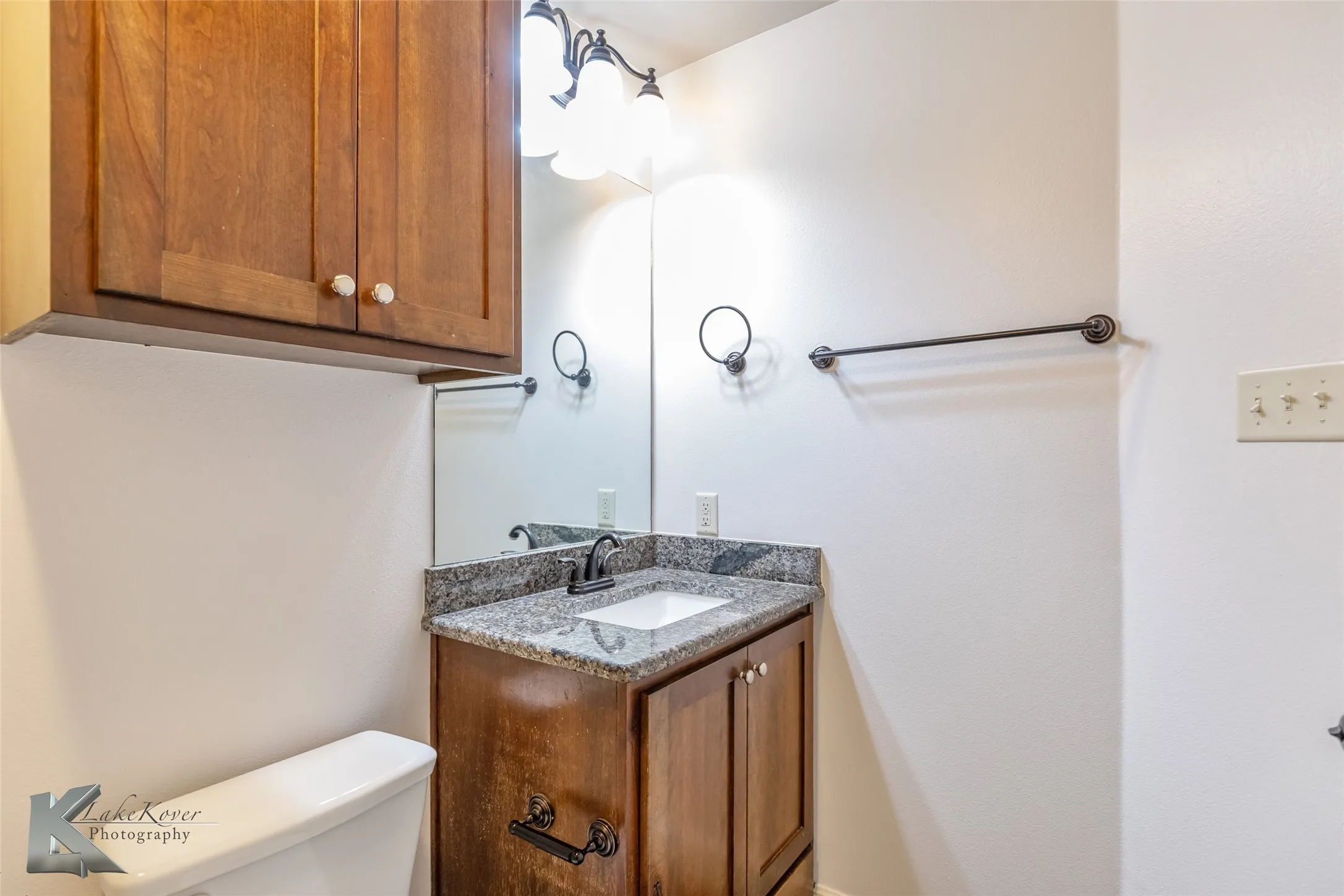 Duplex For Rent in Taylor County , 3804 Carrera Lane, Abilene, Texas 79602, 3 Bedroom, 2 Bathroom, 2 Garage spaces, 1,539 Sqft, built in 2016, mls#21401638, Real Estate Agent in Abilene, Homes For Rent in Taylor county, Homes For Rent in Abilene, Realtor in Abilene Texas, Real Estate Brokerage Independent Realty Texas, Luminita Cordes Realtor