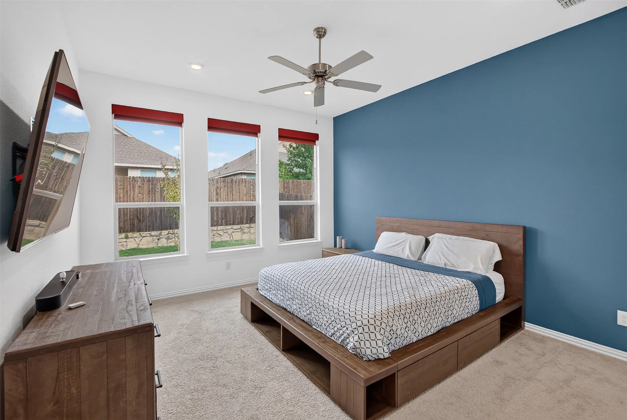 Single Family Residence For Sale in Collin County , 301 Red Cedar Drive, Princeton, Texas 75407, 4 Bedroom, 4 Bathroom, 2 Garage spaces, 3,464 Sqft, built in 2022, mls#21371365, Real Estate Agent in Princeton, Homes For Sale in Collin county, Homes For Sale in Princeton, Realtor in Princeton Texas, Real Estate Brokerage Independent Realty Texas, Luminita Cordes Realtor