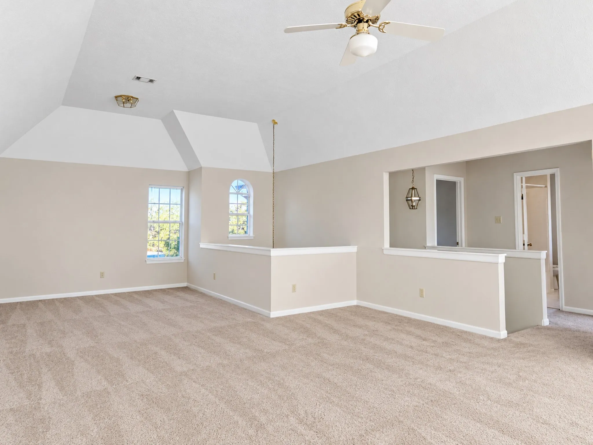 Single Family Residence For Sale in Dallas County , 2417 Fulton Drive, Garland, Texas 75044, 4 Bedroom, 3 Bathroom, 2 Garage spaces, 3,390 Sqft, built in 1987, mls#21401627, Real Estate Agent in Garland, Homes For Sale in Dallas county, Homes For Sale in Garland, Realtor in Garland Texas, Real Estate Brokerage Independent Realty Texas, Luminita Cordes Realtor