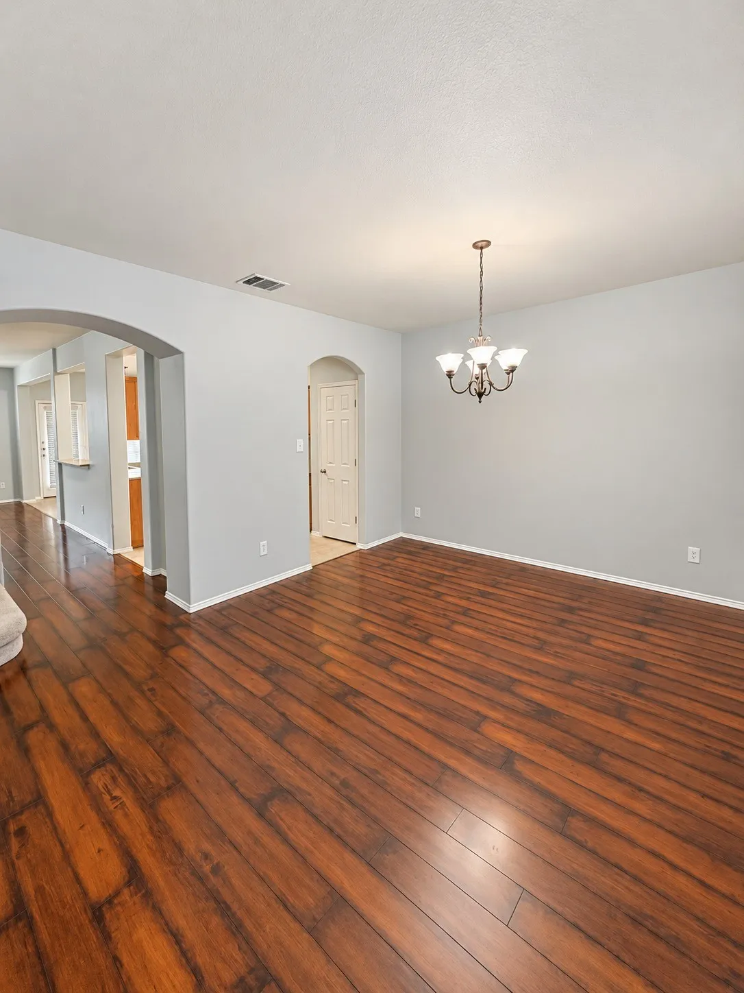 Single Family Residence For Rent in Denton County , 1678 Chukar Drive, Aubrey, Texas 76227, 4 Bedroom, 3 Bathroom, 2 Garage spaces, 2,349 Sqft, built in 2005, mls#21401159, Real Estate Agent in Aubrey, Homes For Rent in Denton county, Homes For Rent in Aubrey, Realtor in Aubrey Texas, Real Estate Brokerage Independent Realty Texas, Luminita Cordes Realtor
