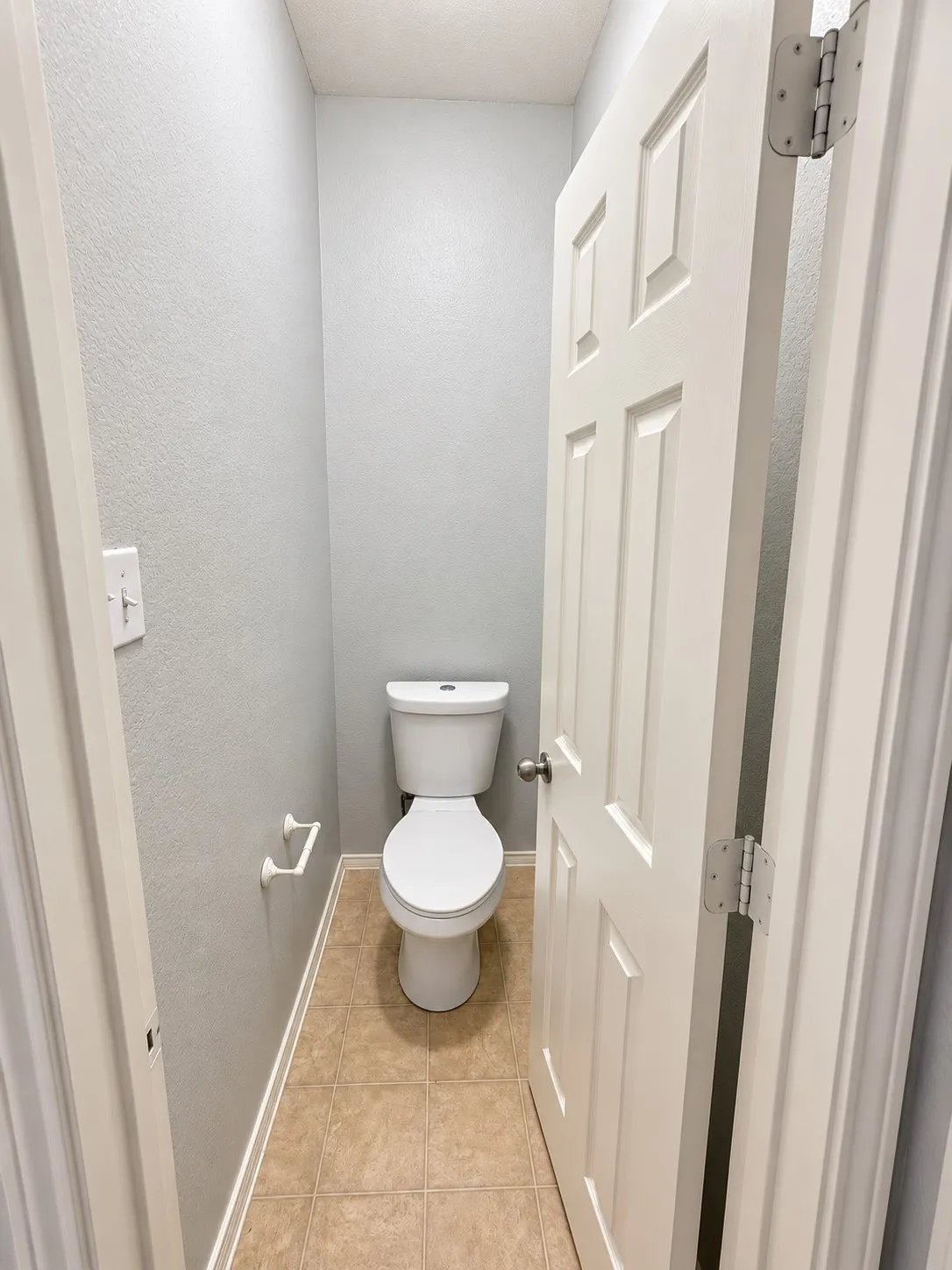 Single Family Residence For Rent in Denton County , 1678 Chukar Drive, Aubrey, Texas 76227, 4 Bedroom, 3 Bathroom, 2 Garage spaces, 2,349 Sqft, built in 2005, mls#21401159, Real Estate Agent in Aubrey, Homes For Rent in Denton county, Homes For Rent in Aubrey, Realtor in Aubrey Texas, Real Estate Brokerage Independent Realty Texas, Luminita Cordes Realtor