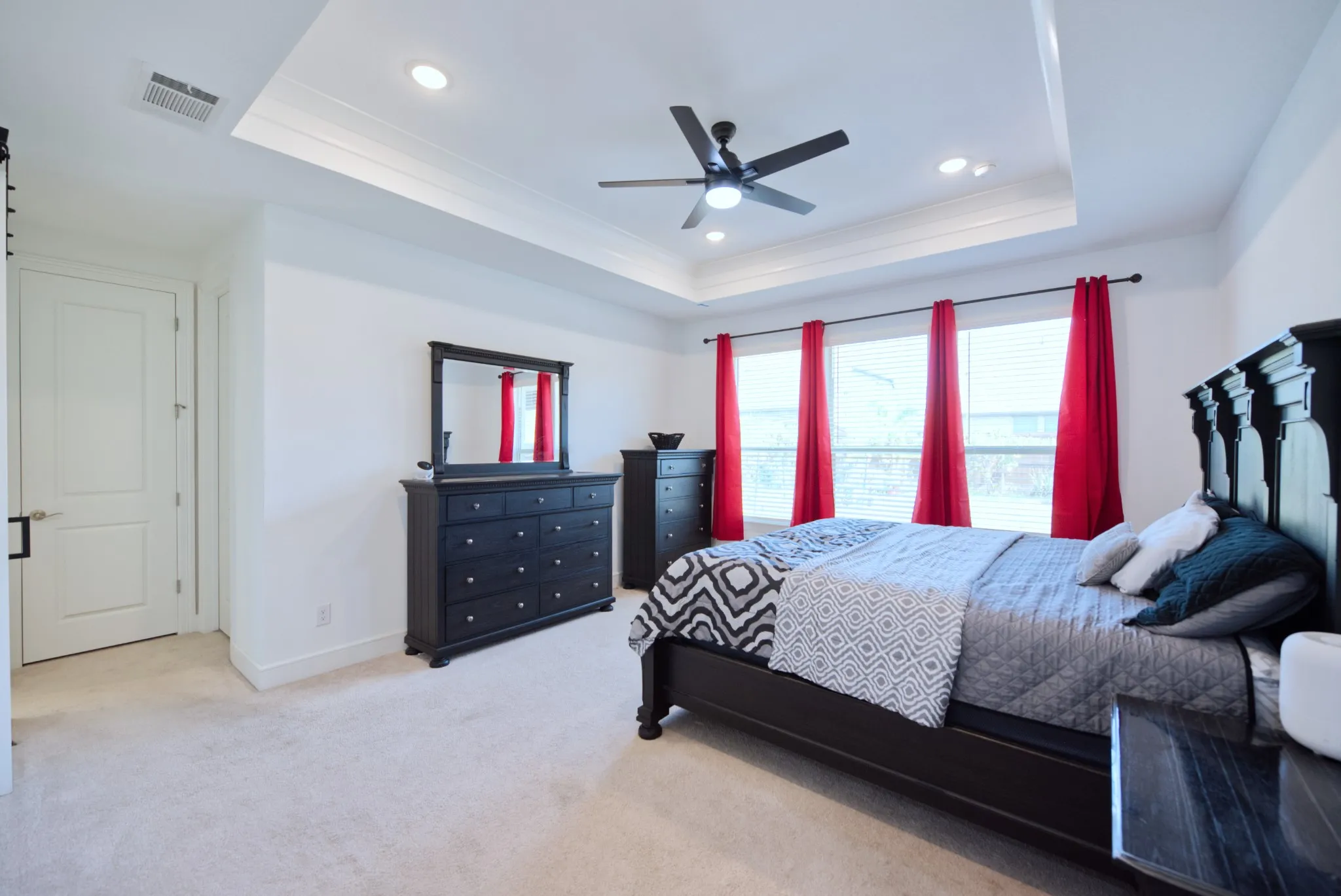 Single Family Residence For Sale in Collin County , 4312 Hollandwood Drive, Mc Kinney, Texas 75071, 4 Bedroom, 4 Bathroom, 2 Garage spaces, 3,206 Sqft, built in 2023, mls#21401624, Real Estate Agent in Mc Kinney, Homes For Sale in Collin county, Homes For Sale in Mc Kinney, Realtor in Mc Kinney Texas, Real Estate Brokerage Independent Realty Texas, Luminita Cordes Realtor