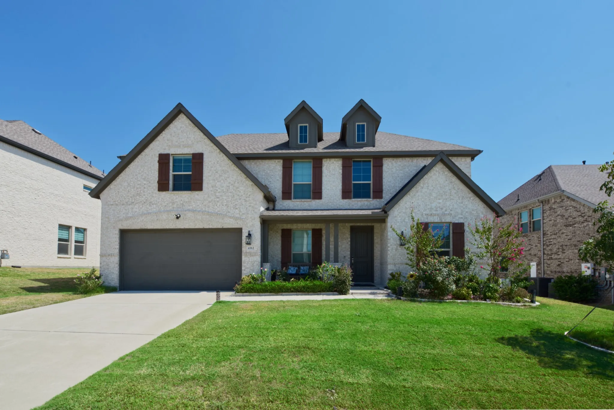Single Family Residence For Sale in Collin County , 4312 Hollandwood Drive, Mc Kinney, Texas 75071, 4 Bedroom, 4 Bathroom, 2 Garage spaces, 3,206 Sqft, built in 2023, mls#21401624, Real Estate Agent in Mc Kinney, Homes For Sale in Collin county, Homes For Sale in Mc Kinney, Realtor in Mc Kinney Texas, Real Estate Brokerage Independent Realty Texas, Luminita Cordes Realtor