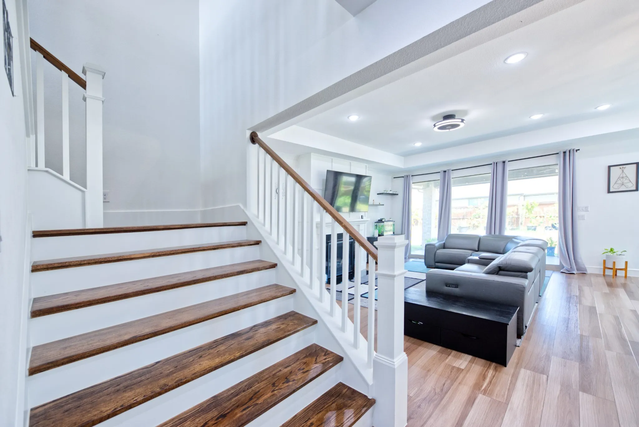 Single Family Residence For Sale in Collin County , 4312 Hollandwood Drive, Mc Kinney, Texas 75071, 4 Bedroom, 4 Bathroom, 2 Garage spaces, 3,206 Sqft, built in 2023, mls#21401624, Real Estate Agent in Mc Kinney, Homes For Sale in Collin county, Homes For Sale in Mc Kinney, Realtor in Mc Kinney Texas, Real Estate Brokerage Independent Realty Texas, Luminita Cordes Realtor