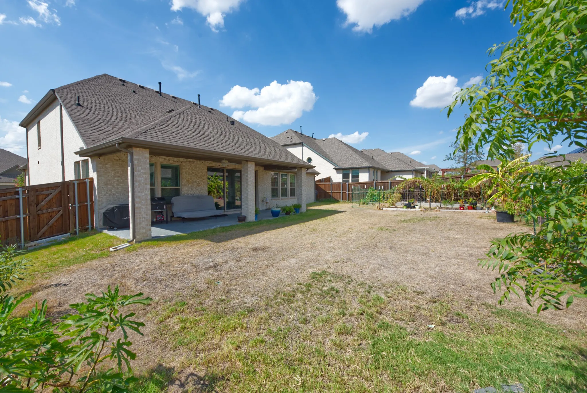 Single Family Residence For Sale in Collin County , 4312 Hollandwood Drive, Mc Kinney, Texas 75071, 4 Bedroom, 4 Bathroom, 2 Garage spaces, 3,206 Sqft, built in 2023, mls#21401624, Real Estate Agent in Mc Kinney, Homes For Sale in Collin county, Homes For Sale in Mc Kinney, Realtor in Mc Kinney Texas, Real Estate Brokerage Independent Realty Texas, Luminita Cordes Realtor