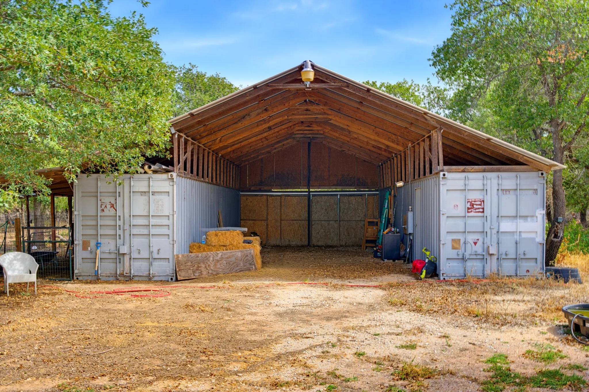 Farm For Sale in Callahan County , 17978 County Road 445, Cross Plains, Texas 76443, 3 Bedroom, 2 Bathroom, 2 Garage spaces, 1,800 Sqft, built in 2008, mls#21401490, Real Estate Agent in Cross Plains, Homes For Sale in Callahan county, Homes For Sale in Cross Plains, Realtor in Cross Plains Texas, Real Estate Brokerage Independent Realty Texas, Luminita Cordes Realtor