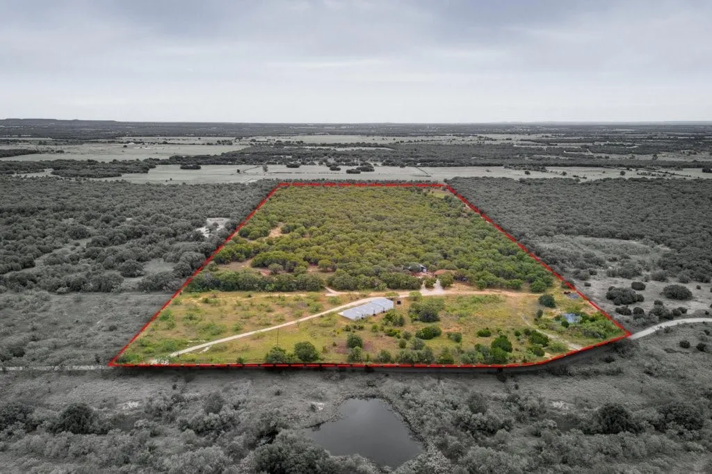 Farm For Sale in Callahan County , 17978 County Road 445, Cross Plains, Texas 76443, 3 Bedroom, 2 Bathroom, 2 Garage spaces, 1,800 Sqft, built in 2008, mls#21401490, Real Estate Agent in Cross Plains, Homes For Sale in Callahan county, Homes For Sale in Cross Plains, Realtor in Cross Plains Texas, Real Estate Brokerage Independent Realty Texas, Luminita Cordes Realtor