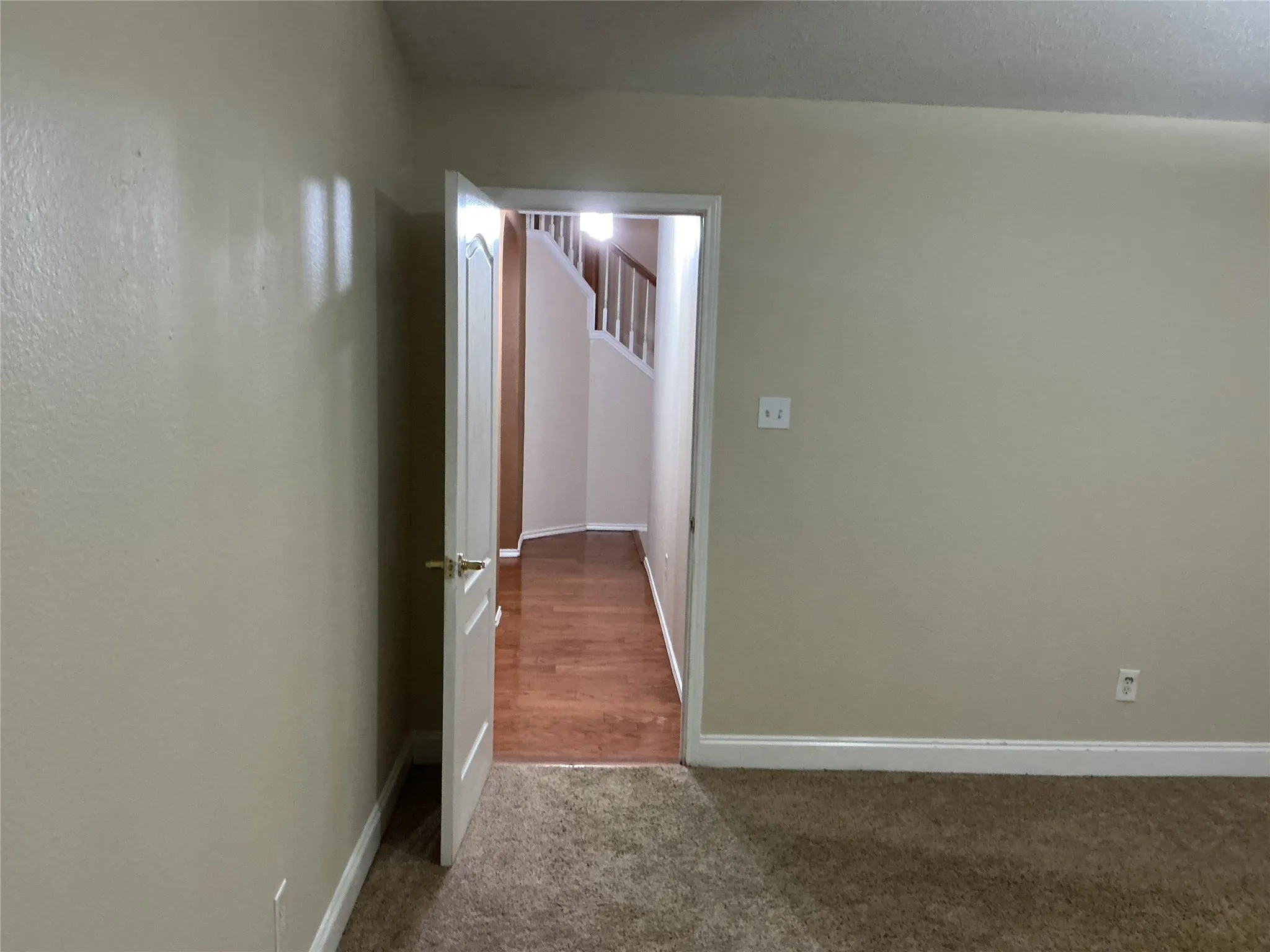 Single Family Residence For Sale in Dallas County , 1340 Lake Grove Lane, De Soto, Texas 75115, 4 Bedroom, 3 Bathroom, 2 Garage spaces, 2,736 Sqft, built in 2003, mls#21394583, Real Estate Agent in De Soto, Homes For Sale in Dallas county, Homes For Sale in De Soto, Realtor in De Soto Texas, Real Estate Brokerage Independent Realty Texas, Luminita Cordes Realtor
