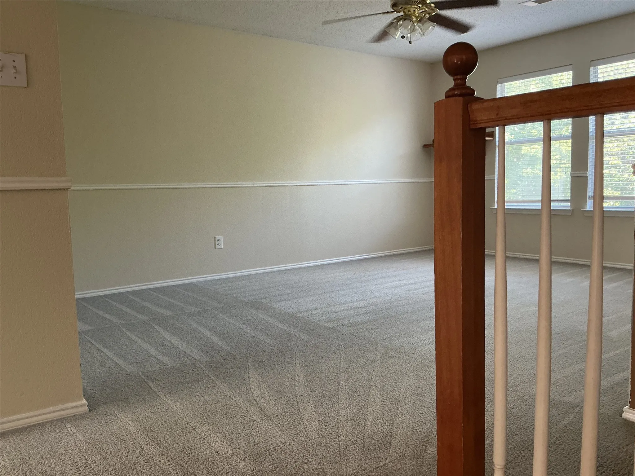 Single Family Residence For Sale in Dallas County , 1340 Lake Grove Lane, De Soto, Texas 75115, 4 Bedroom, 3 Bathroom, 2 Garage spaces, 2,736 Sqft, built in 2003, mls#21394583, Real Estate Agent in De Soto, Homes For Sale in Dallas county, Homes For Sale in De Soto, Realtor in De Soto Texas, Real Estate Brokerage Independent Realty Texas, Luminita Cordes Realtor