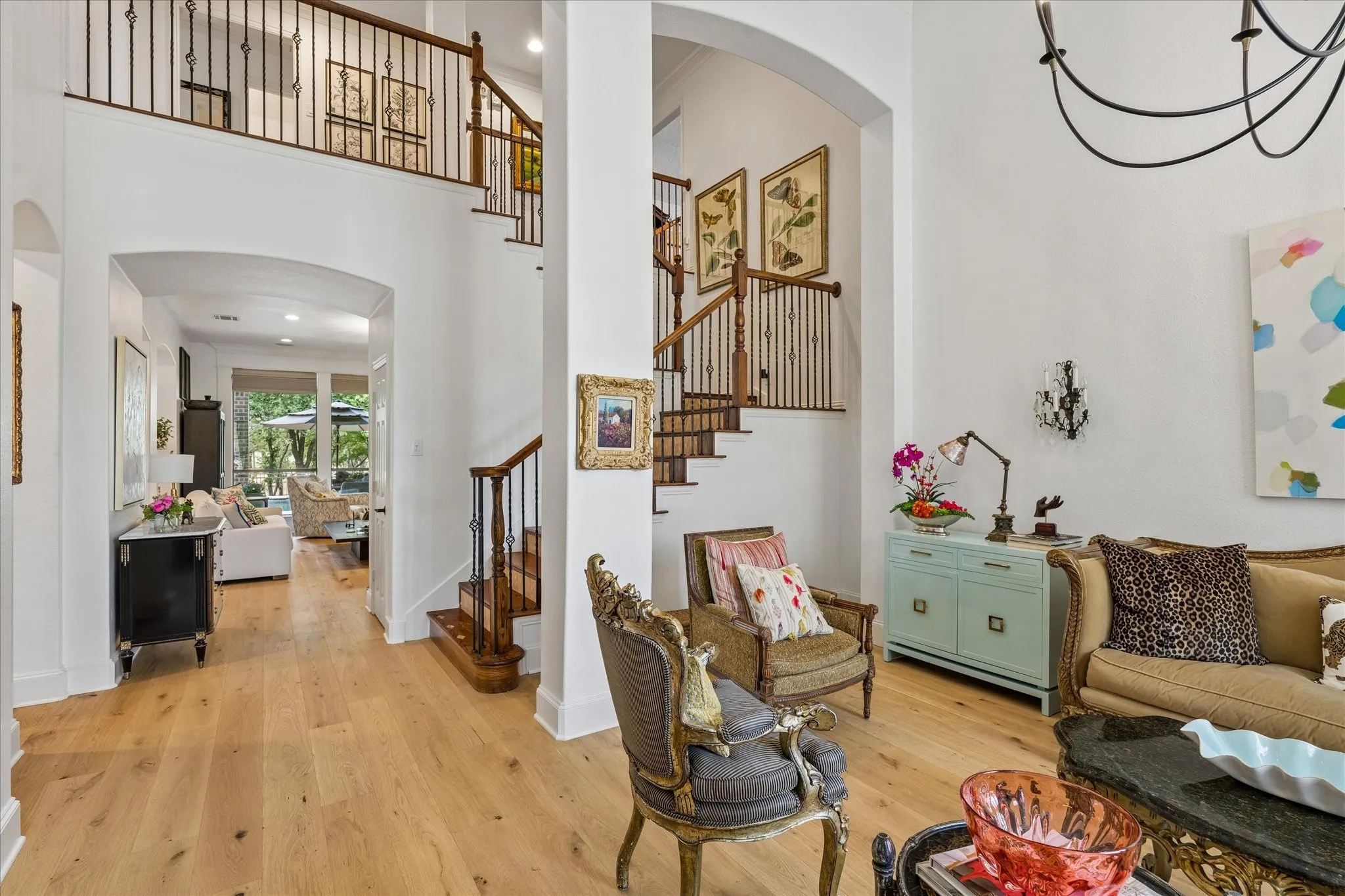 Single Family Residence For Sale in Denton County , 2101 Meadows Avenue, Lantana, Texas 76226, 4 Bedroom, 4 Bathroom, 3 Garage spaces, 3,674 Sqft, built in 2005, mls#21401583, Real Estate Agent in Lantana, Homes For Sale in Denton county, Homes For Sale in Lantana, Realtor in Lantana Texas, Real Estate Brokerage Independent Realty Texas, Luminita Cordes Realtor
