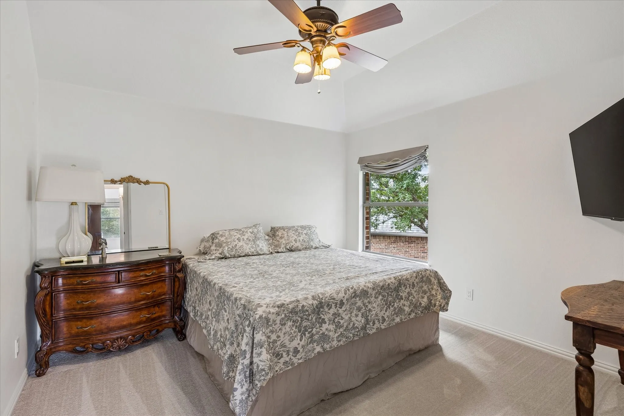 Single Family Residence For Sale in Denton County , 2101 Meadows Avenue, Lantana, Texas 76226, 4 Bedroom, 4 Bathroom, 3 Garage spaces, 3,674 Sqft, built in 2005, mls#21401583, Real Estate Agent in Lantana, Homes For Sale in Denton county, Homes For Sale in Lantana, Realtor in Lantana Texas, Real Estate Brokerage Independent Realty Texas, Luminita Cordes Realtor