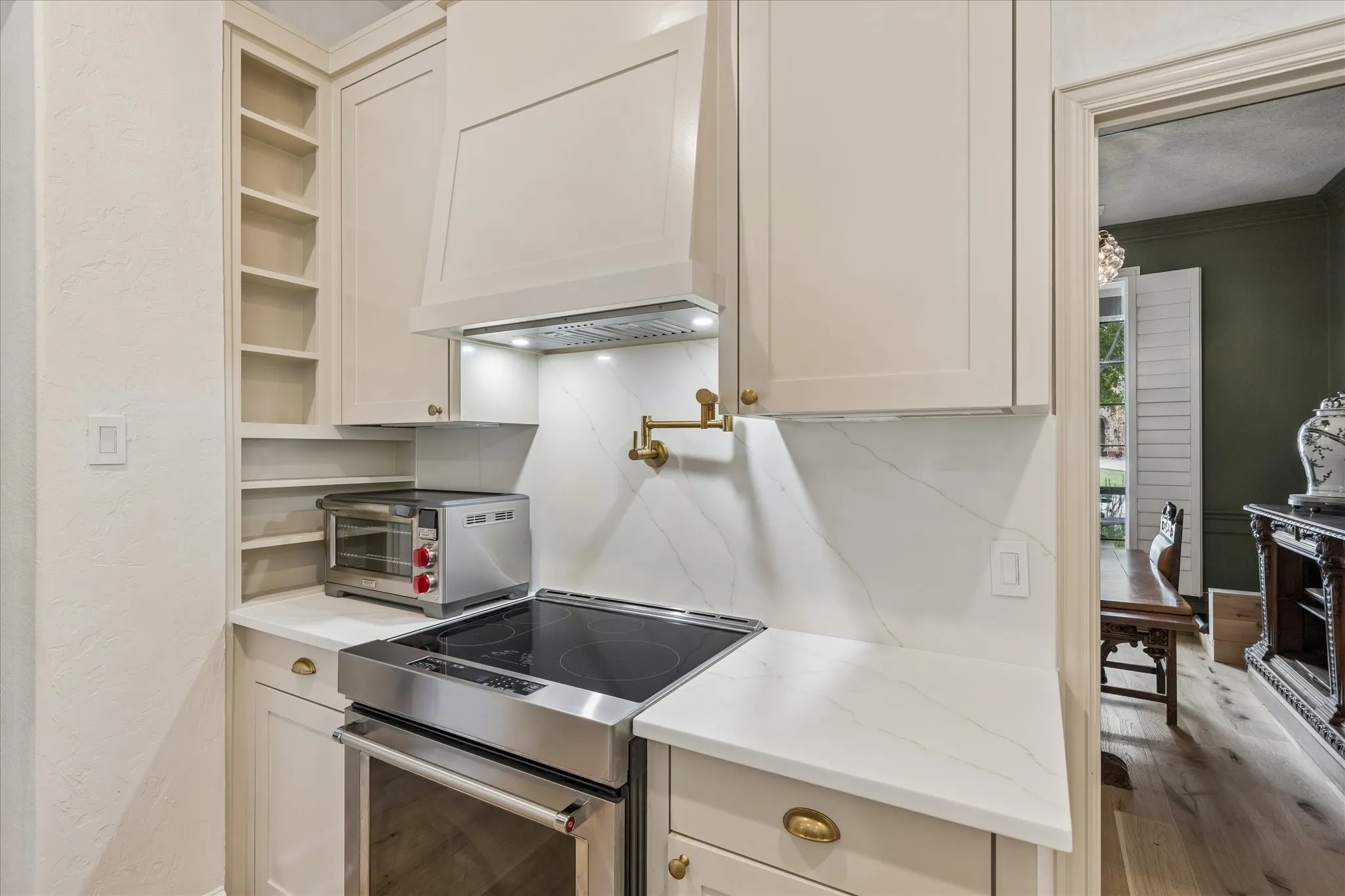 Single Family Residence For Sale in Denton County , 2101 Meadows Avenue, Lantana, Texas 76226, 4 Bedroom, 4 Bathroom, 3 Garage spaces, 3,674 Sqft, built in 2005, mls#21401583, Real Estate Agent in Lantana, Homes For Sale in Denton county, Homes For Sale in Lantana, Realtor in Lantana Texas, Real Estate Brokerage Independent Realty Texas, Luminita Cordes Realtor