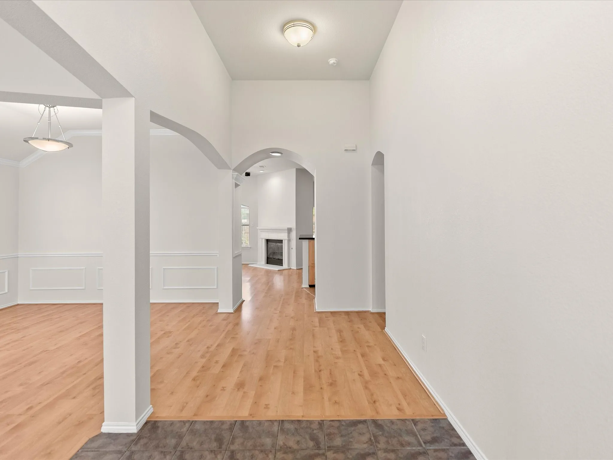 Single Family Residence For Rent in Denton County , 1420 Hudspeth Drive, Carrollton, Texas 75010, 3 Bedroom, 2 Bathroom, 2 Garage spaces, 2,178 Sqft, built in 1999, mls#21401667, Real Estate Agent in Carrollton, Homes For Rent in Denton county, Homes For Rent in Carrollton, Realtor in Carrollton Texas, Real Estate Brokerage Independent Realty Texas, Luminita Cordes Realtor