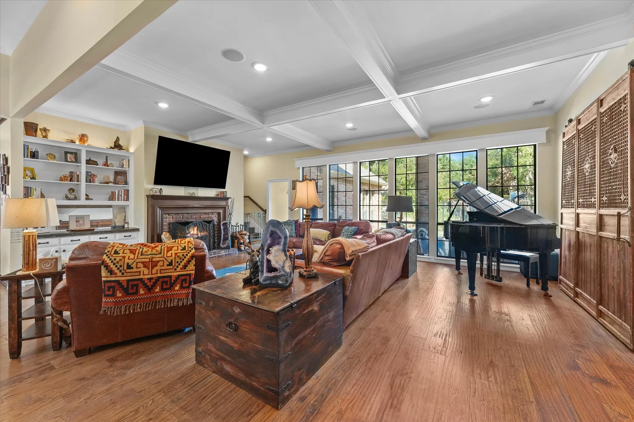 Smartphone control of Control4 multiroom audio/video, Lutron lighting and motorized shades adds everyday convenience.