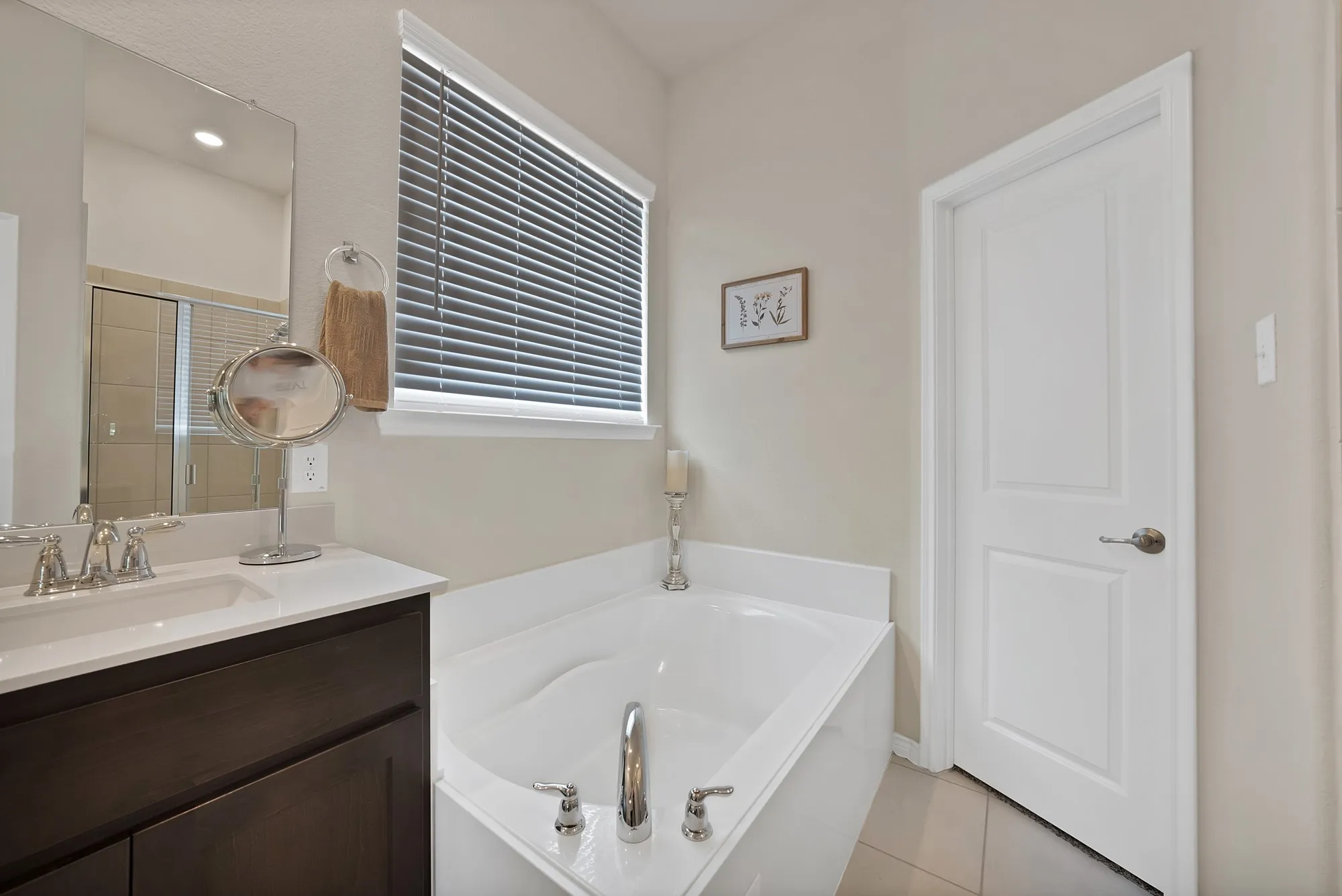 Single Family Residence For Sale in Collin County , 2708 Cain Drive, Anna, Texas 75409, 4 Bedroom, 2 Bathroom, 2 Garage spaces, 2,033 Sqft, built in 2022, mls#21397350, Real Estate Agent in Anna, Homes For Sale in Collin county, Homes For Sale in Anna, Realtor in Anna Texas, Real Estate Brokerage Independent Realty Texas, Luminita Cordes Realtor