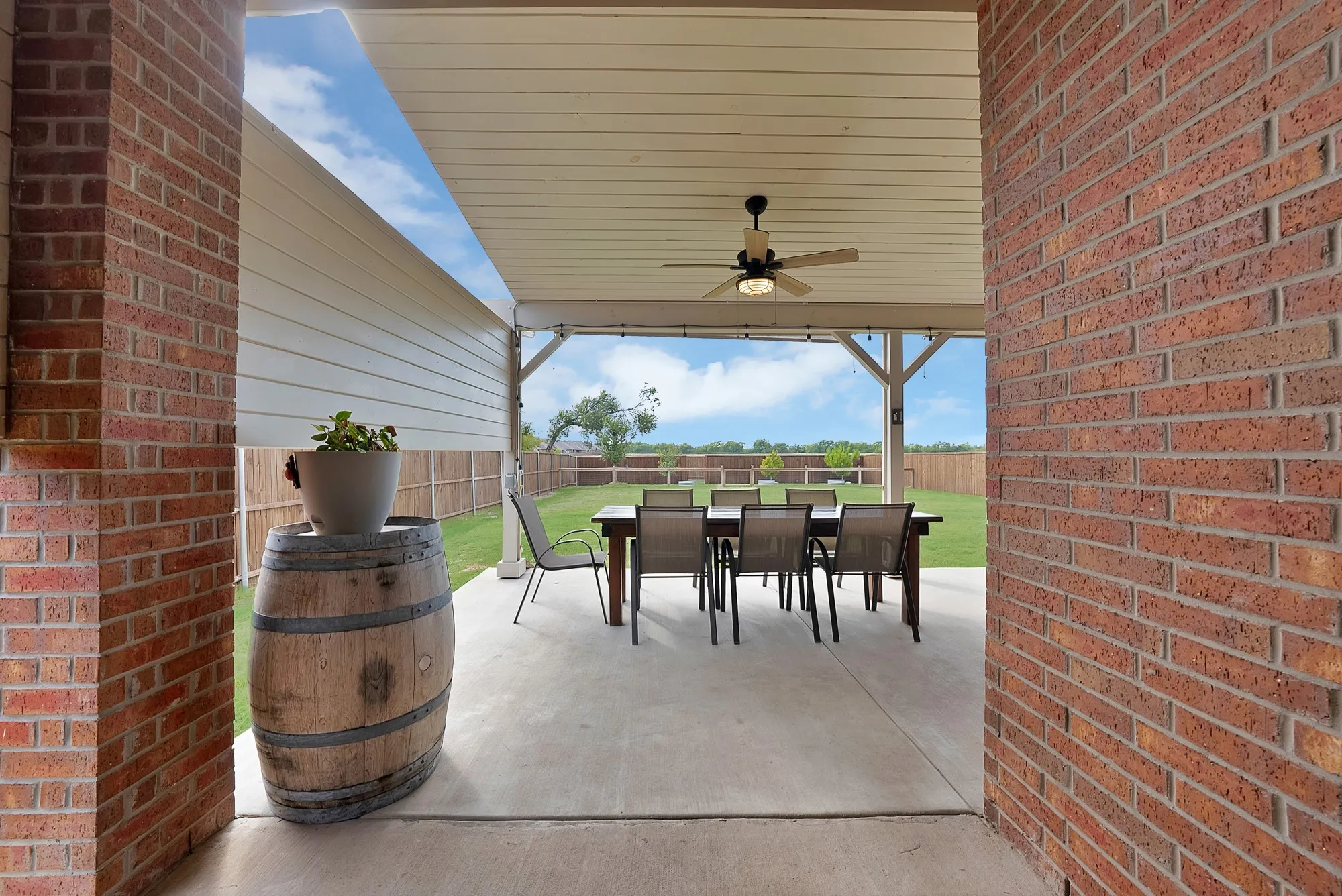 Single Family Residence For Sale in Collin County , 2708 Cain Drive, Anna, Texas 75409, 4 Bedroom, 2 Bathroom, 2 Garage spaces, 2,033 Sqft, built in 2022, mls#21397350, Real Estate Agent in Anna, Homes For Sale in Collin county, Homes For Sale in Anna, Realtor in Anna Texas, Real Estate Brokerage Independent Realty Texas, Luminita Cordes Realtor