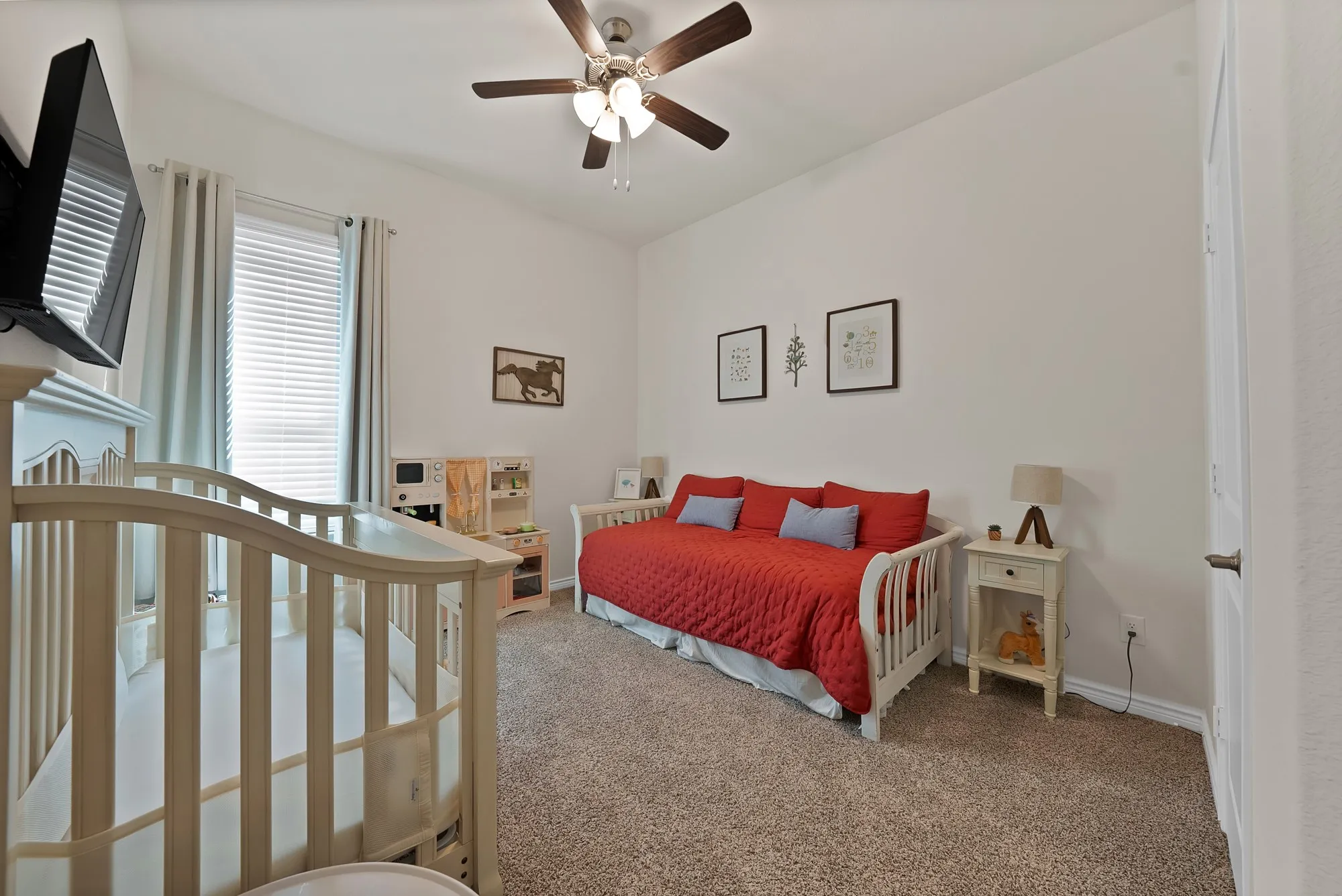 Single Family Residence For Sale in Collin County , 2708 Cain Drive, Anna, Texas 75409, 4 Bedroom, 2 Bathroom, 2 Garage spaces, 2,033 Sqft, built in 2022, mls#21397350, Real Estate Agent in Anna, Homes For Sale in Collin county, Homes For Sale in Anna, Realtor in Anna Texas, Real Estate Brokerage Independent Realty Texas, Luminita Cordes Realtor
