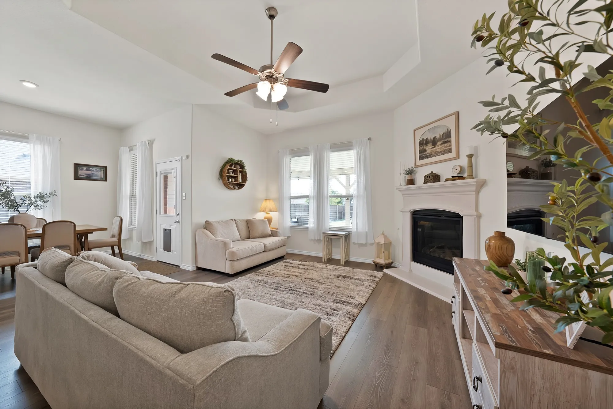 Single Family Residence For Sale in Collin County , 2708 Cain Drive, Anna, Texas 75409, 4 Bedroom, 2 Bathroom, 2 Garage spaces, 2,033 Sqft, built in 2022, mls#21397350, Real Estate Agent in Anna, Homes For Sale in Collin county, Homes For Sale in Anna, Realtor in Anna Texas, Real Estate Brokerage Independent Realty Texas, Luminita Cordes Realtor