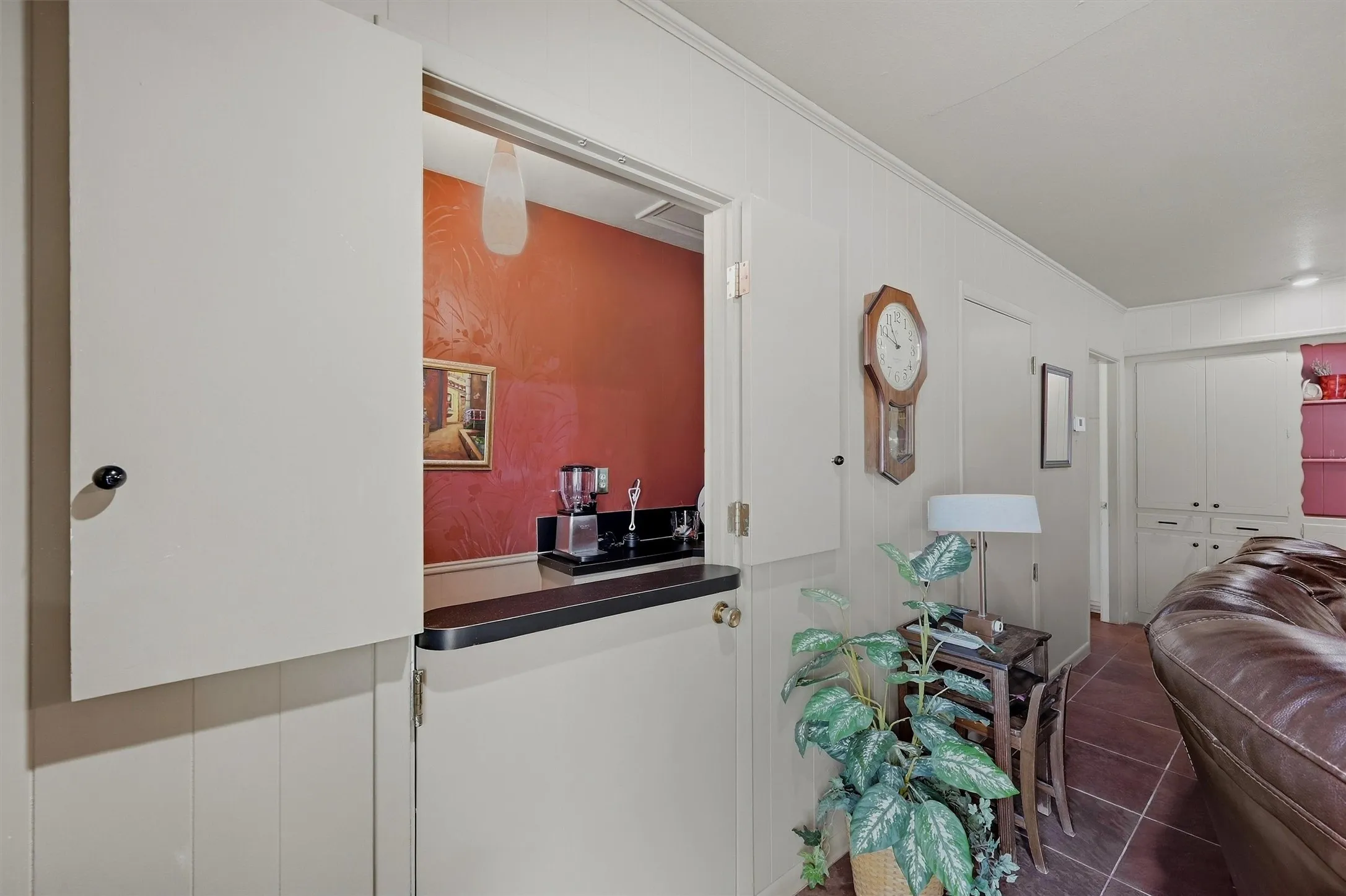 Single Family Residence For Sale in Grayson County , 1609 Lakewood Drive, Sherman, Texas 75092, 3 Bedroom, 3 Bathroom, 3 Garage spaces, 3,434 Sqft, built in 1970, mls#21400477, Real Estate Agent in Sherman, Homes For Sale in Grayson county, Homes For Sale in Sherman, Realtor in Sherman Texas, Real Estate Brokerage Independent Realty Texas, Luminita Cordes Realtor