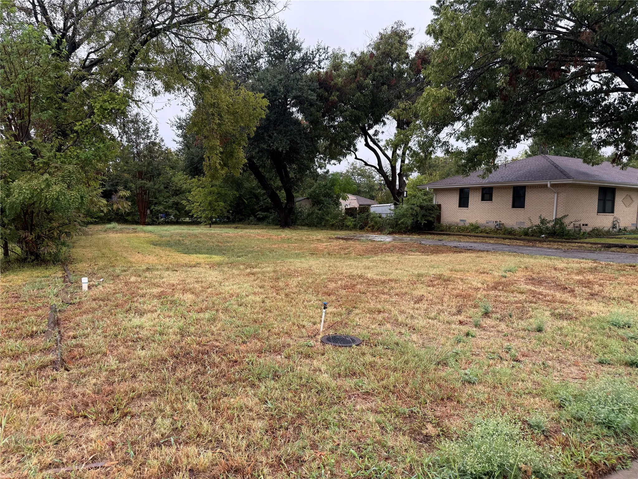 Unimproved Land For Sale in Collin County , 1405 N Graves Street, Mc Kinney, Texas 75069, 0, 0, Garage spaces, 0 Sqft, built in 0, mls#21401676, Real Estate Agent in Mc Kinney, Homes For Sale in Collin county, Homes For Sale in Mc Kinney, Realtor in Mc Kinney Texas, Real Estate Brokerage Independent Realty Texas, Luminita Cordes Realtor