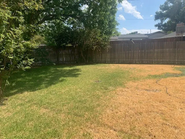 Single Family Residence For Rent in Collin County , 421 Shady Brook Drive, Richardson, Texas 75080, 4 Bedroom, 2 Bathroom, 2 Garage spaces, 1,857 Sqft, built in 1968, mls#21399995, Real Estate Agent in Richardson, Homes For Rent in Collin county, Homes For Rent in Richardson, Realtor in Richardson Texas, Real Estate Brokerage Independent Realty Texas, Luminita Cordes Realtor