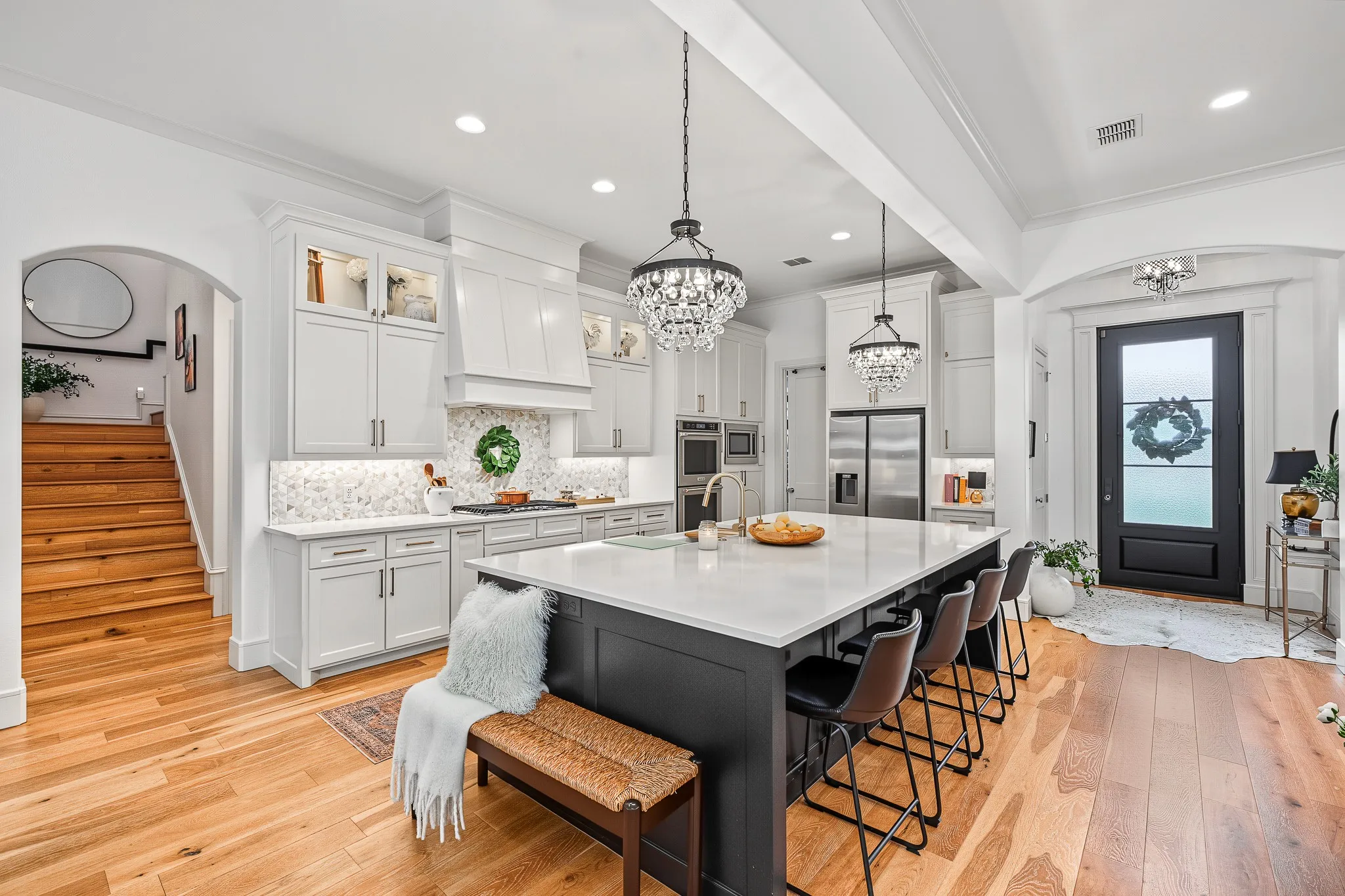 Single Family Residence For Sale in Hood County , 8017 W Landings Road, Granbury, Texas 76049, 5 Bedroom, 3 Bathroom, 3 Garage spaces, 3,645 Sqft, built in 2022, mls#21401688, Real Estate Agent in Granbury, Homes For Sale in Hood county, Homes For Sale in Granbury, Realtor in Granbury Texas, Real Estate Brokerage Independent Realty Texas, Luminita Cordes Realtor