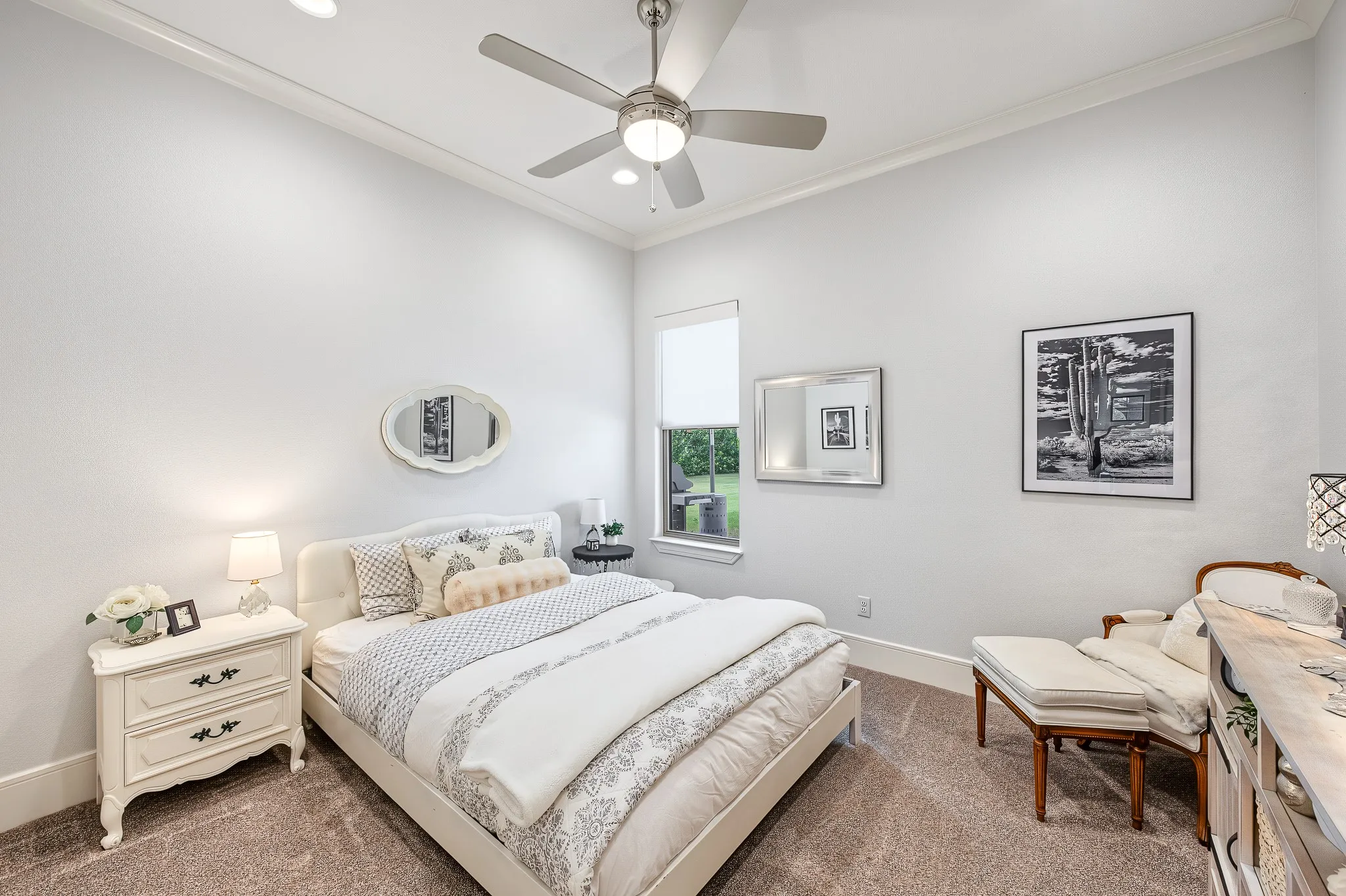 Single Family Residence For Sale in Hood County , 8017 W Landings Road, Granbury, Texas 76049, 5 Bedroom, 3 Bathroom, 3 Garage spaces, 3,645 Sqft, built in 2022, mls#21401688, Real Estate Agent in Granbury, Homes For Sale in Hood county, Homes For Sale in Granbury, Realtor in Granbury Texas, Real Estate Brokerage Independent Realty Texas, Luminita Cordes Realtor