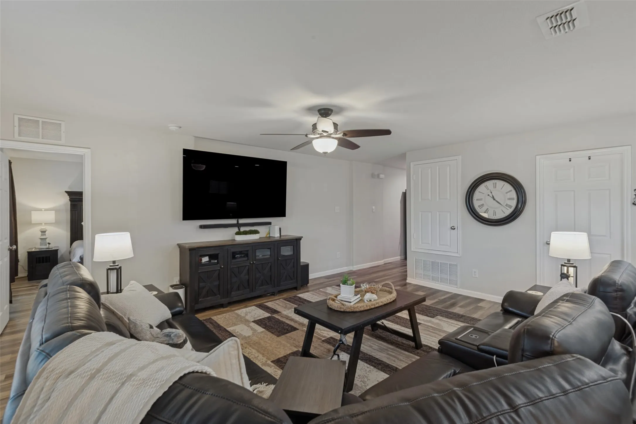 Single Family Residence For Sale in Rockwall County , 125 Abelia Drive, Fate, Texas 75189, 3 Bedroom, 2 Bathroom, 2 Garage spaces, 1,485 Sqft, built in 2013, mls#21401194, Real Estate Agent in Fate, Homes For Sale in Rockwall county, Homes For Sale in Fate, Realtor in Fate Texas, Real Estate Brokerage Independent Realty Texas, Luminita Cordes Realtor
