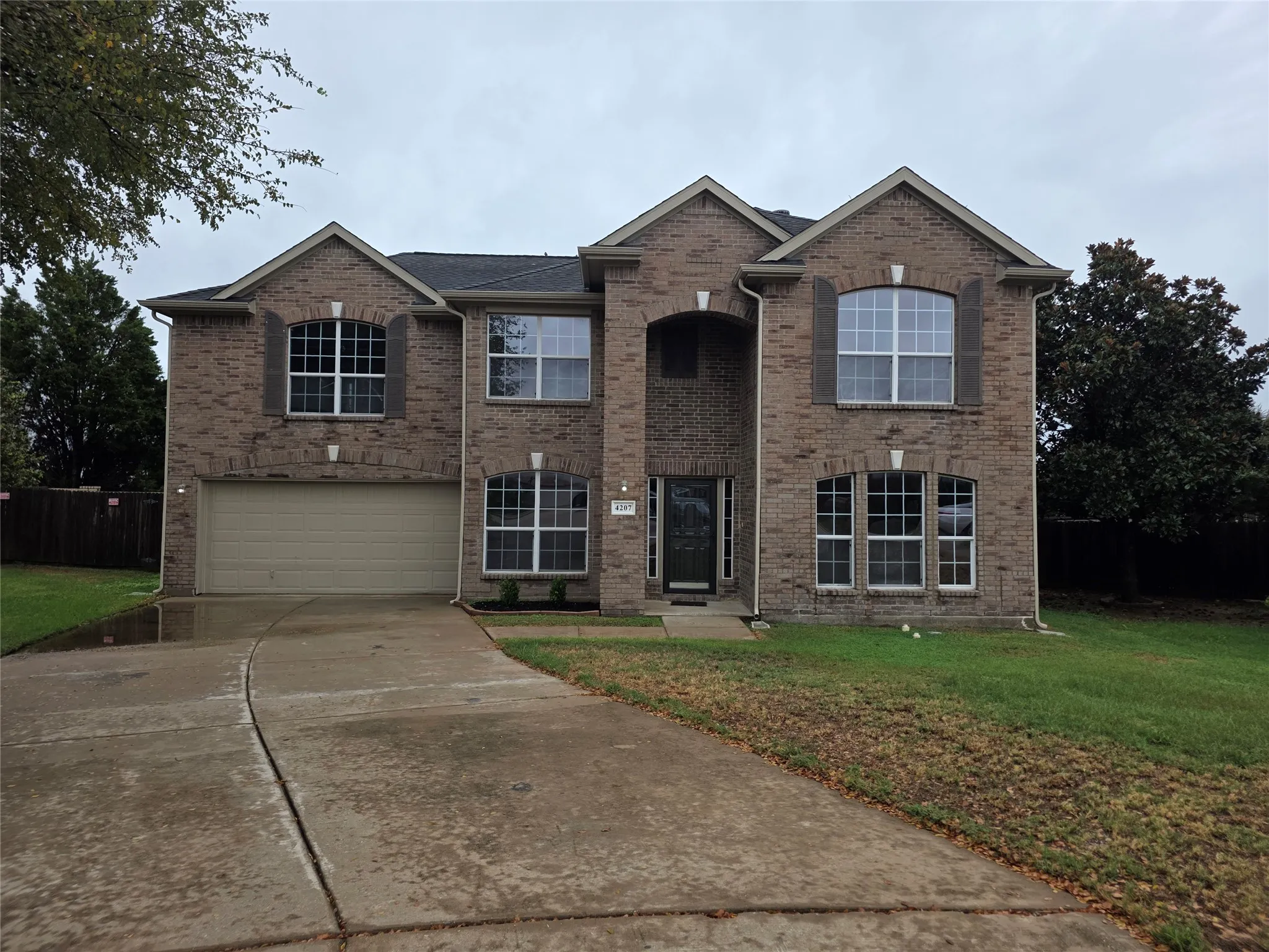 Single Family Residence For Rent in Tarrant County , 4207 Bayside Court, Arlington, Texas 76016, 4 Bedroom, 3 Bathroom, 2 Garage spaces, 2,691 Sqft, built in 2006, mls#21401678, Real Estate Agent in Arlington, Homes For Rent in Tarrant county, Homes For Rent in Arlington, Realtor in Arlington Texas, Real Estate Brokerage Independent Realty Texas, Luminita Cordes Realtor
