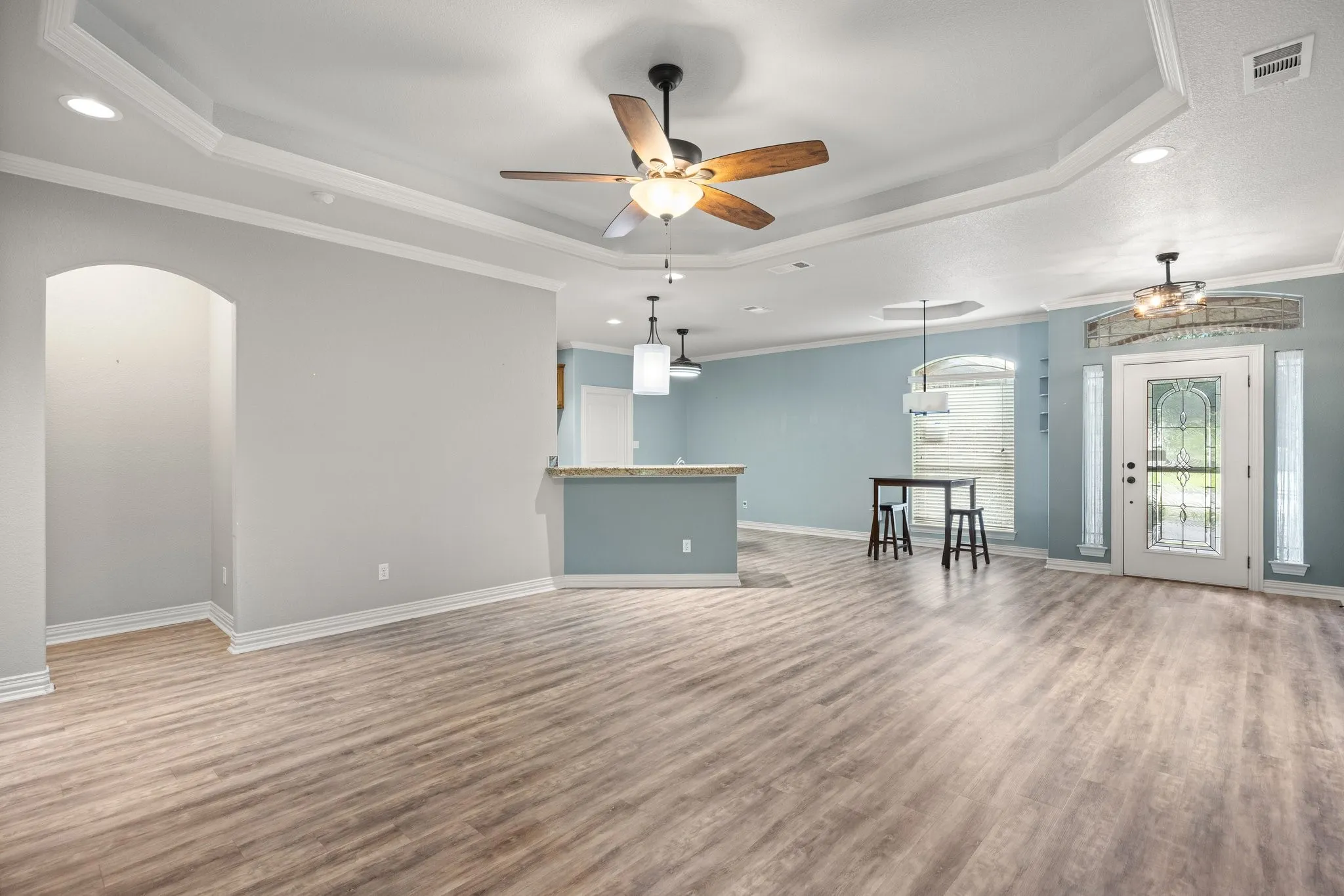 Single Family Residence For Sale in Parker County , 304 Jade Lane, Weatherford, Texas 76086, 3 Bedroom, 2 Bathroom, 2 Garage spaces, 1,737 Sqft, built in 2007, mls#21400765, Real Estate Agent in Weatherford, Homes For Sale in Parker county, Homes For Sale in Weatherford, Realtor in Weatherford Texas, Real Estate Brokerage Independent Realty Texas, Luminita Cordes Realtor