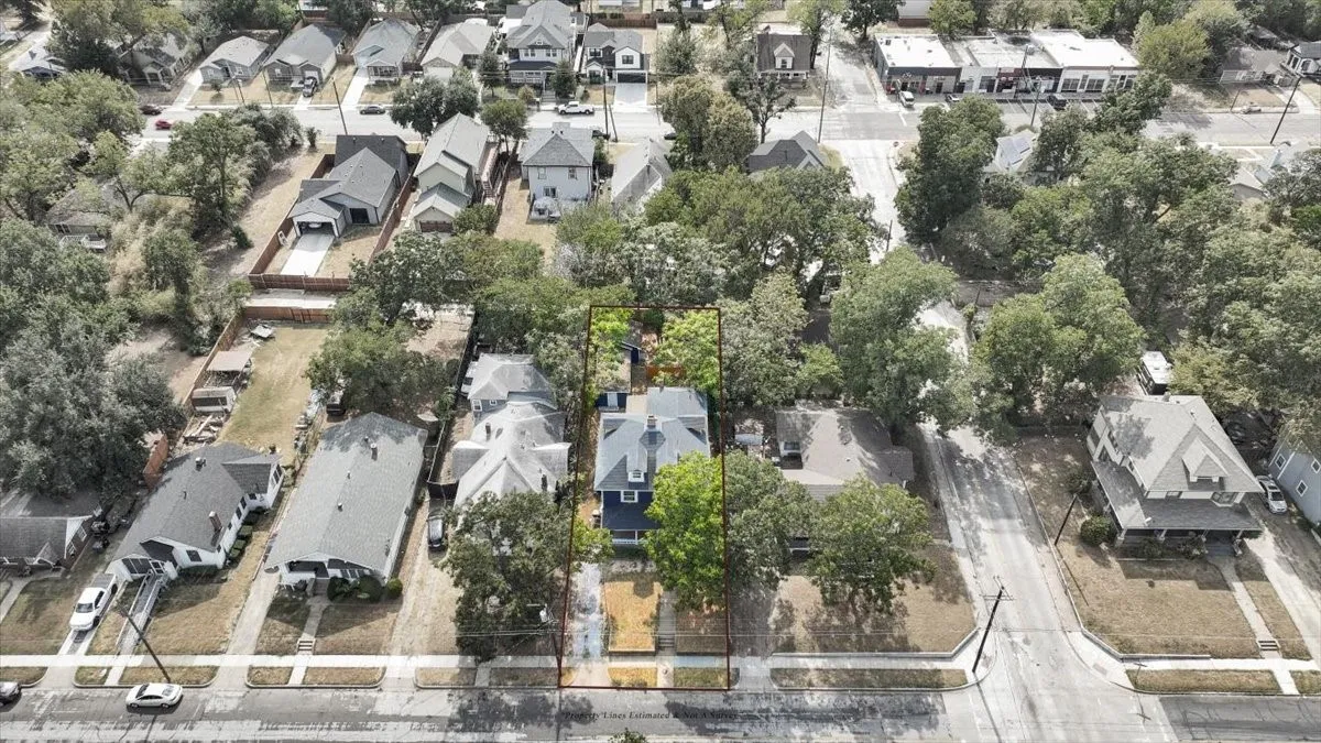 Duplex For Sale in Dallas County , 3711 Wendelkin Street, Dallas, Texas 75215, 7 Bedroom, 3 Bathroom, Garage spaces, 0 Sqft, built in 1921, mls#21396253, Real Estate Agent in Dallas, Homes For Sale in Dallas county, Homes For Sale in Dallas, Realtor in Dallas Texas, Real Estate Brokerage Independent Realty Texas, Luminita Cordes Realtor