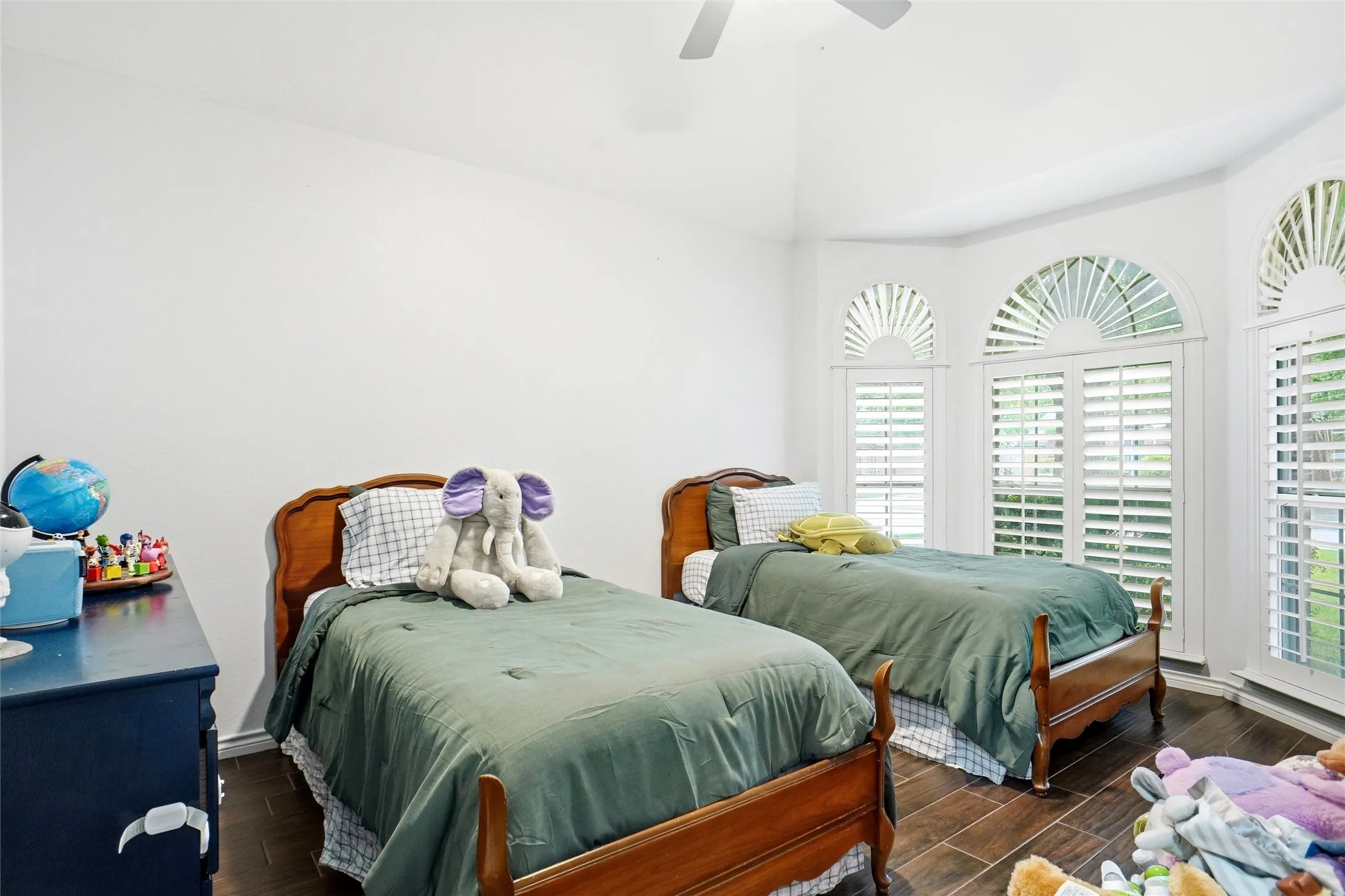 Single Family Residence For Sale in Denton County , 16 Durango Drive, Trophy Club, Texas 76262, 3 Bedroom, 2 Bathroom, 2 Garage spaces, 1,802 Sqft, built in 1993, mls#21396465, Real Estate Agent in Trophy Club, Homes For Sale in Denton county, Homes For Sale in Trophy Club, Realtor in Trophy Club Texas, Real Estate Brokerage Independent Realty Texas, Luminita Cordes Realtor
