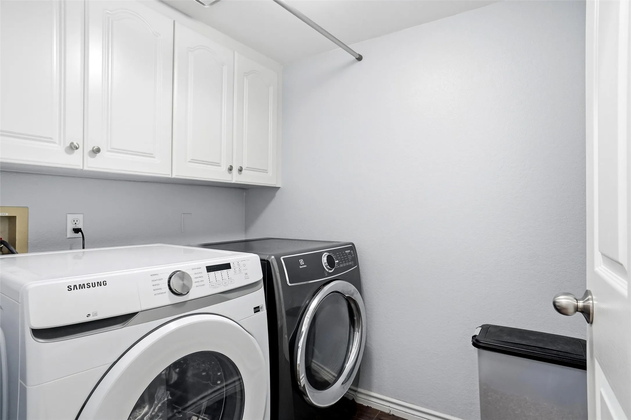 Full size laundry