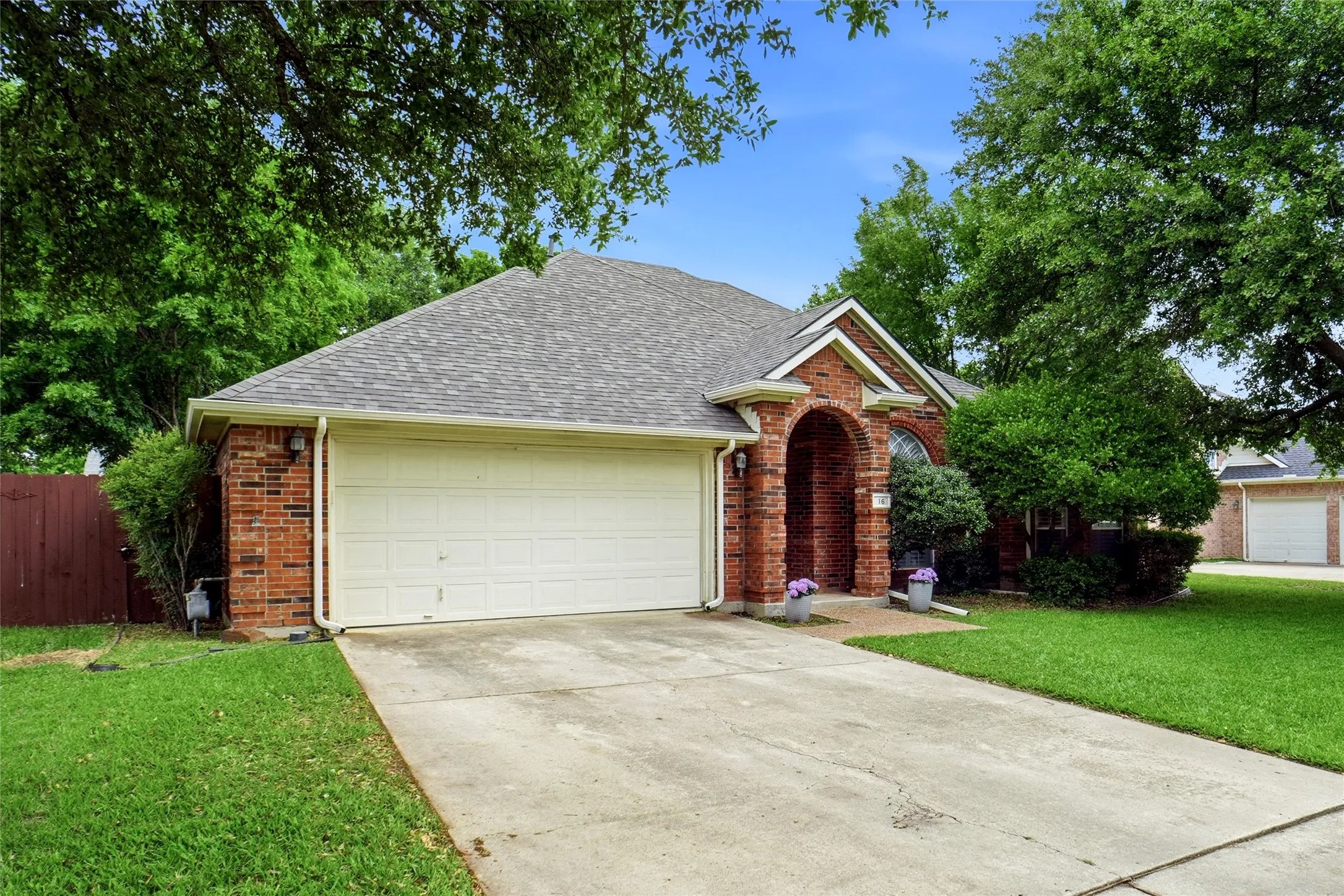 2 Car Garage!