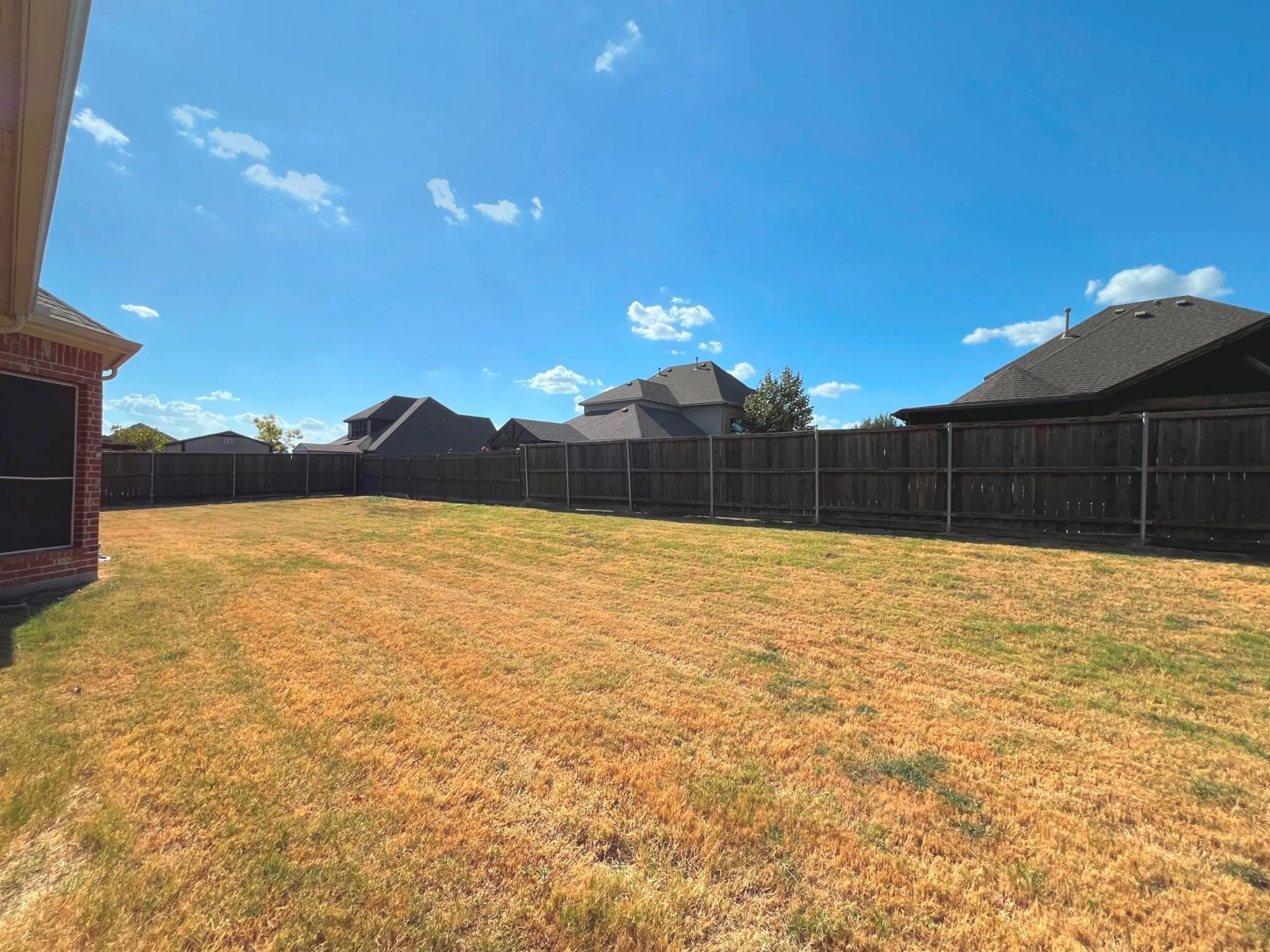 Single Family Residence For Sale in Kaufman County , 808 Wren Court, Forney, Texas 75126, 5 Bedroom, 4 Bathroom, 3 Garage spaces, 4,426 Sqft, built in 2008, mls#21401372, Real Estate Agent in Forney, Homes For Sale in Kaufman county, Homes For Sale in Forney, Realtor in Forney Texas, Real Estate Brokerage Independent Realty Texas, Luminita Cordes Realtor