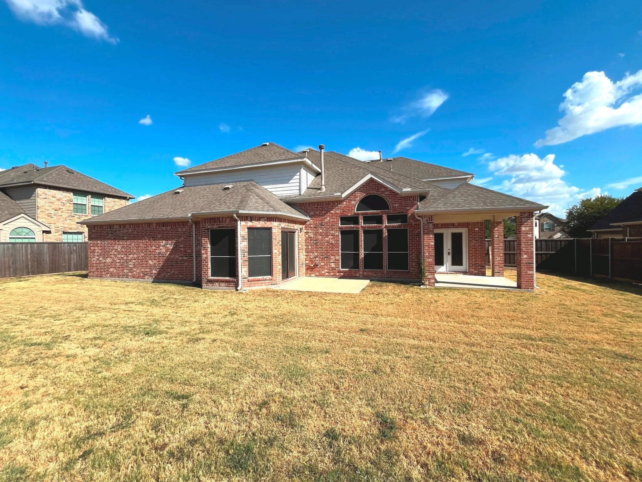Single Family Residence For Sale in Kaufman County , 808 Wren Court, Forney, Texas 75126, 5 Bedroom, 4 Bathroom, 3 Garage spaces, 4,426 Sqft, built in 2008, mls#21401372, Real Estate Agent in Forney, Homes For Sale in Kaufman county, Homes For Sale in Forney, Realtor in Forney Texas, Real Estate Brokerage Independent Realty Texas, Luminita Cordes Realtor