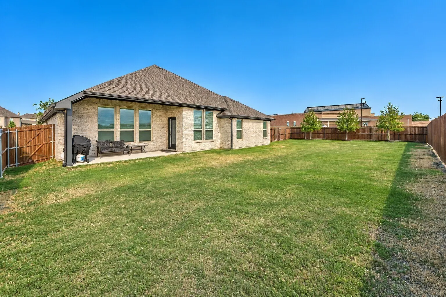 Single Family Residence For Sale in Kaufman County , 1358 Abiquiu Lane, Forney, Texas 75126, 4 Bedroom, 3 Bathroom, 3 Garage spaces, 2,666 Sqft, built in 2020, mls#21401618, Real Estate Agent in Forney, Homes For Sale in Kaufman county, Homes For Sale in Forney, Realtor in Forney Texas, Real Estate Brokerage Independent Realty Texas, Luminita Cordes Realtor