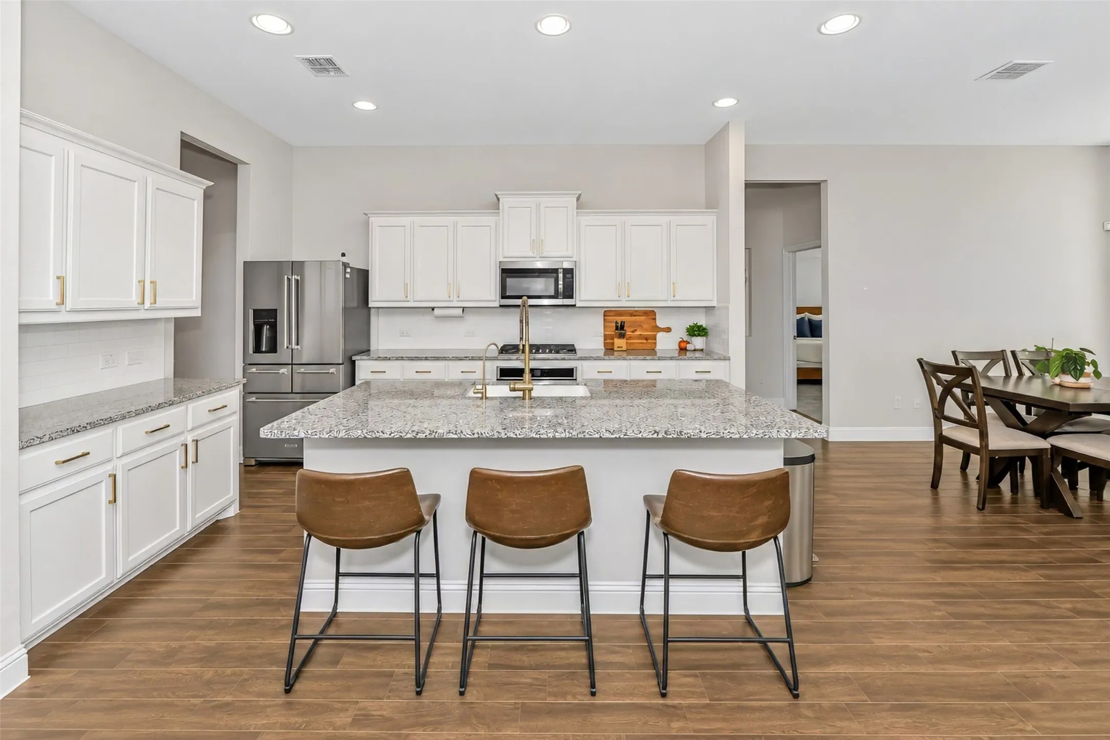 Single Family Residence For Sale in Kaufman County , 1358 Abiquiu Lane, Forney, Texas 75126, 4 Bedroom, 3 Bathroom, 3 Garage spaces, 2,666 Sqft, built in 2020, mls#21401618, Real Estate Agent in Forney, Homes For Sale in Kaufman county, Homes For Sale in Forney, Realtor in Forney Texas, Real Estate Brokerage Independent Realty Texas, Luminita Cordes Realtor