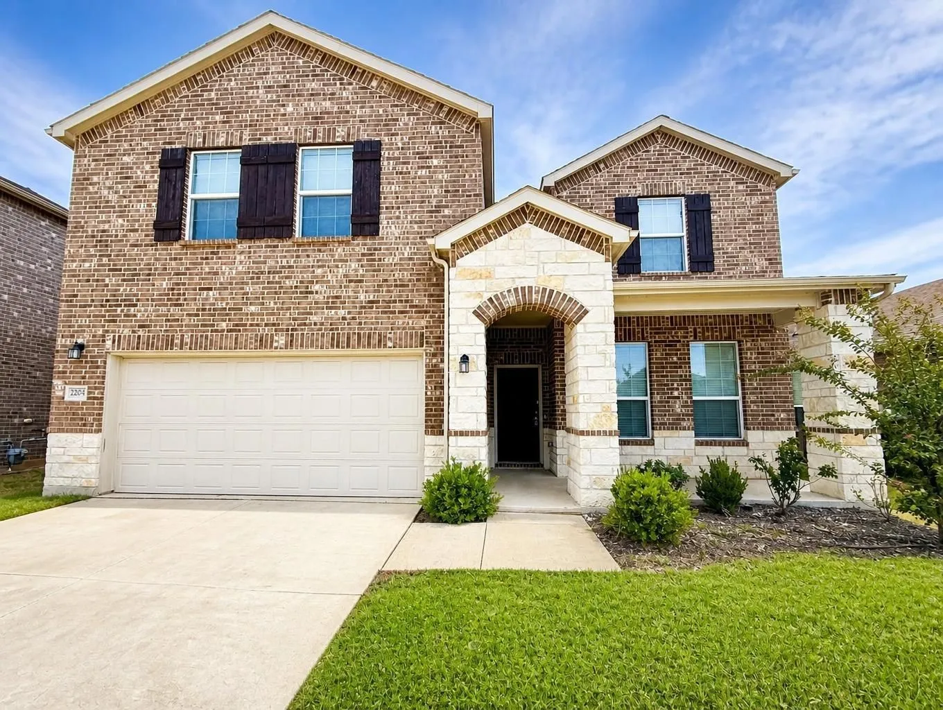 Single Family Residence For Sale in Collin County , 2204 Agarita Way, Princeton, Texas 75407, 4 Bedroom, 3 Bathroom, 2 Garage spaces, 2,990 Sqft, built in 2022, mls#21399628, Real Estate Agent in Princeton, Homes For Sale in Collin county, Homes For Sale in Princeton, Realtor in Princeton Texas, Real Estate Brokerage Independent Realty Texas, Luminita Cordes Realtor