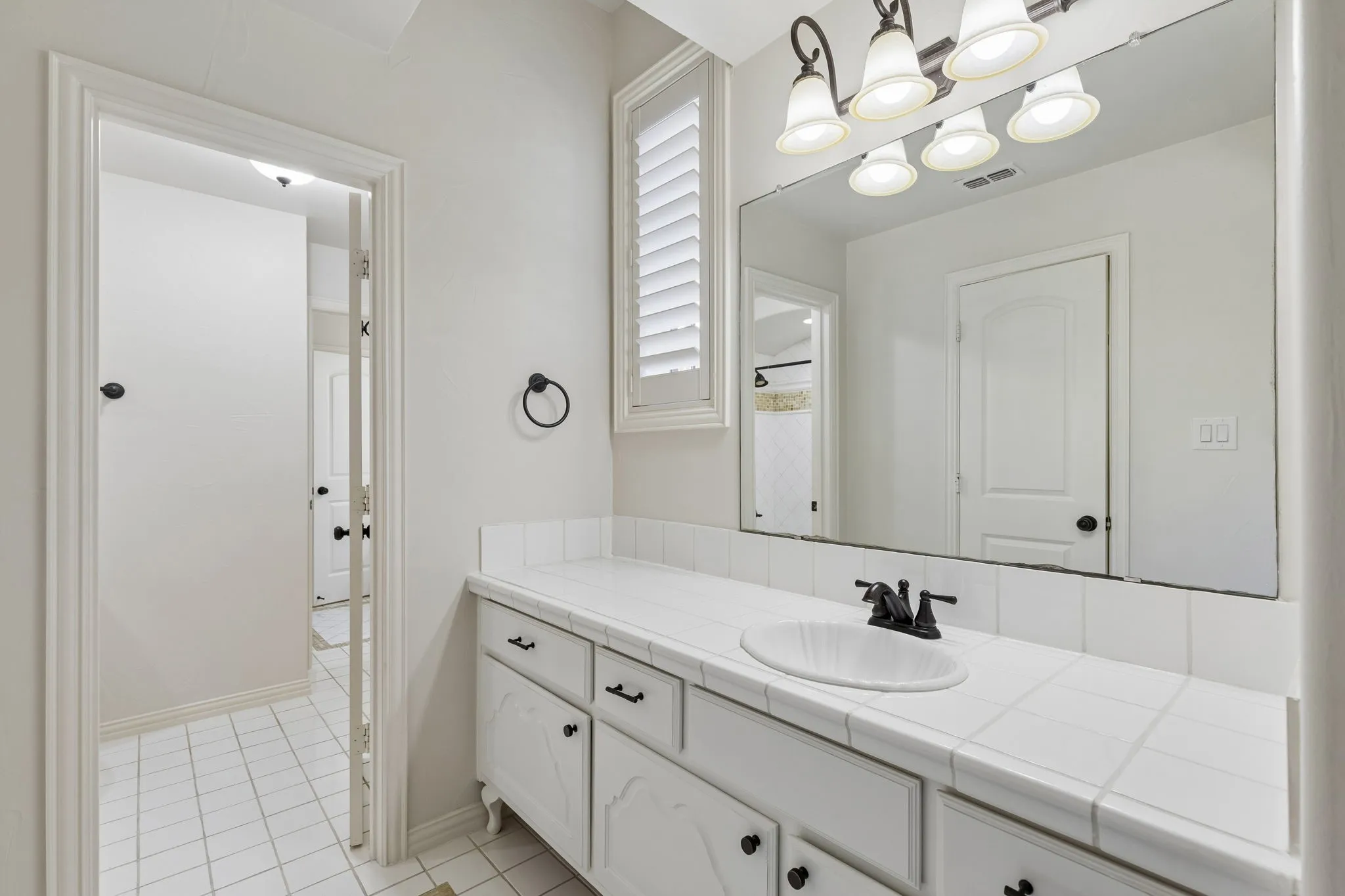 Upstairs jack and jill bathroom
